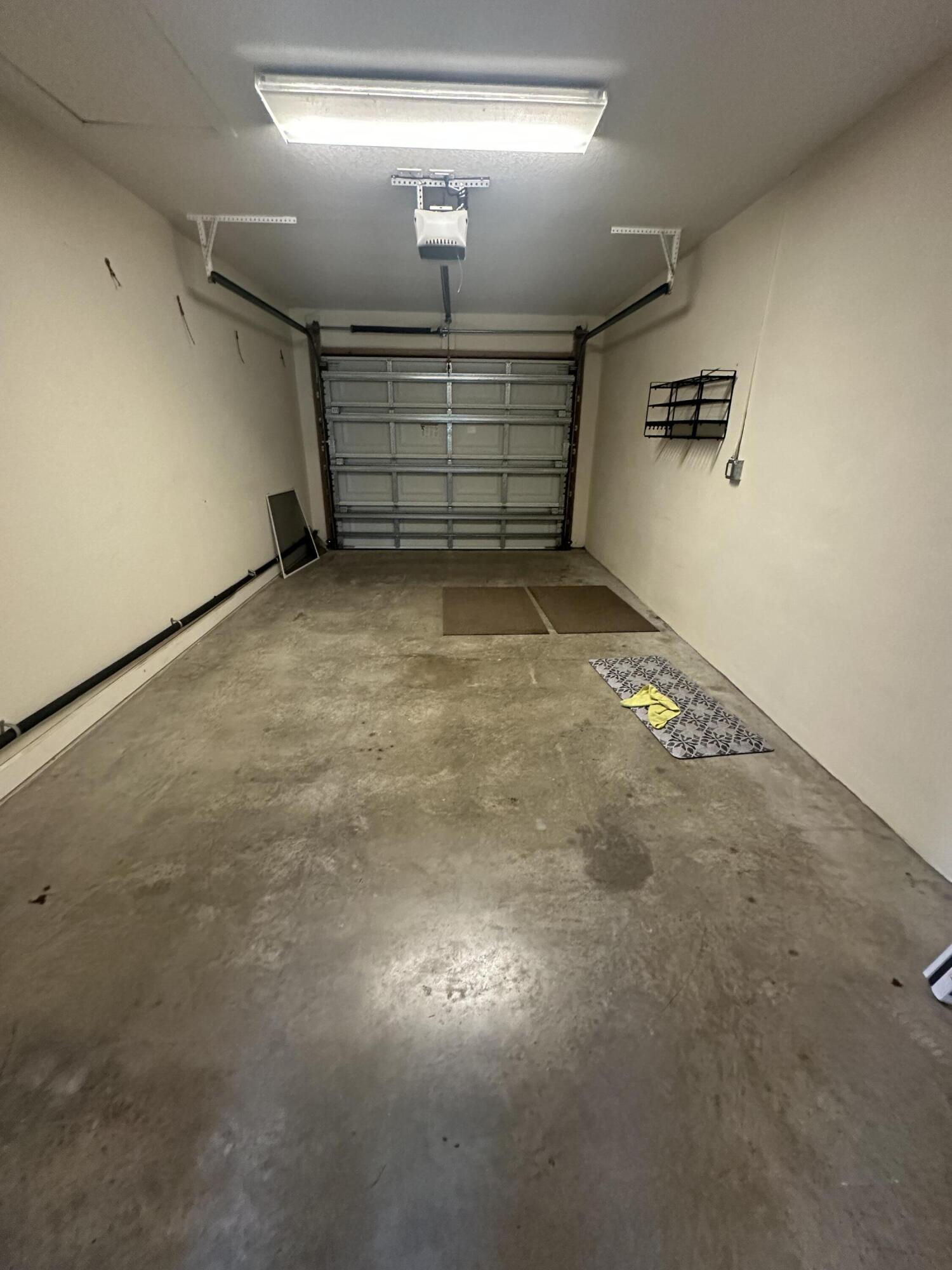 8171 SE Evergreen Street