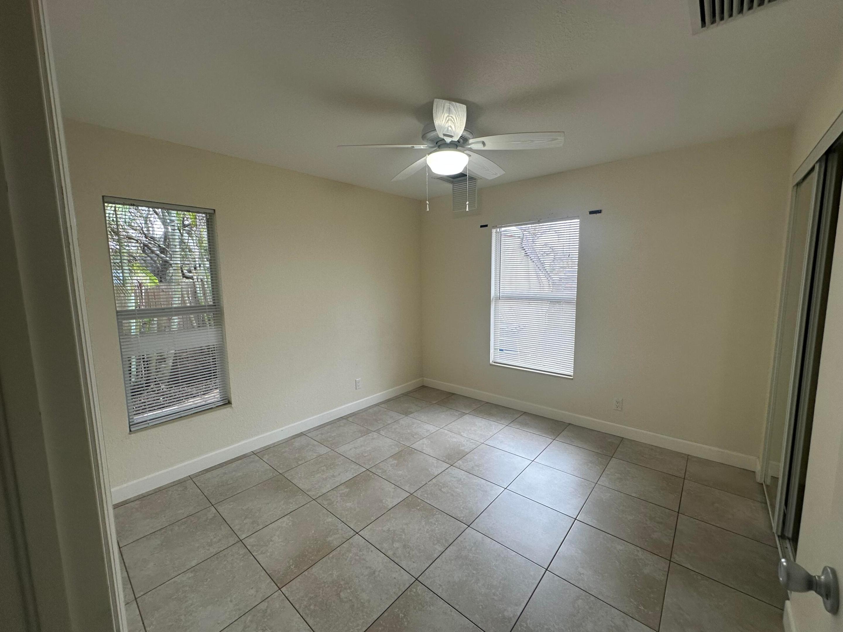 8171 SE Evergreen Street