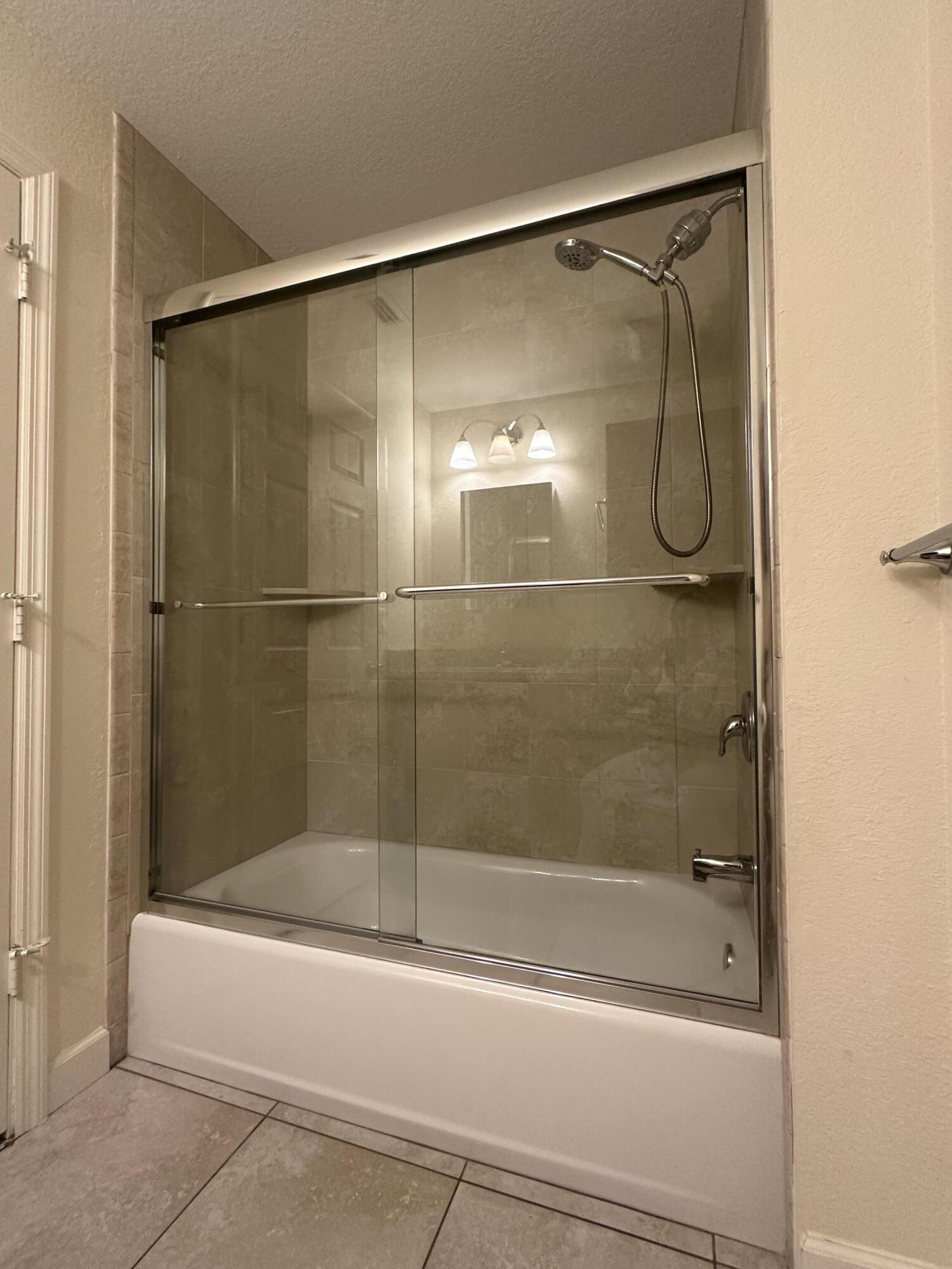 8171 SE Evergreen Street