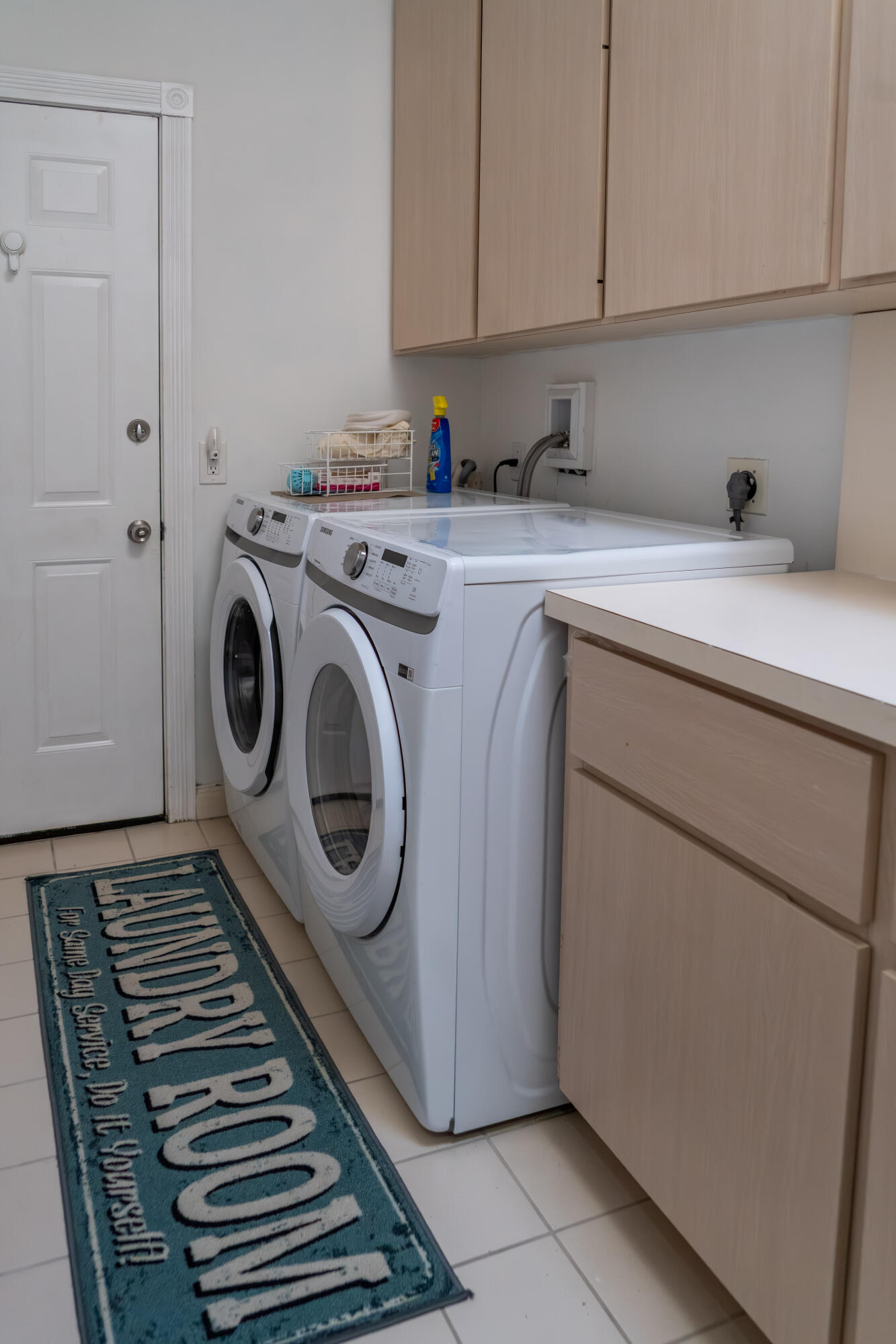 7445 SE Marsh Fern Lane