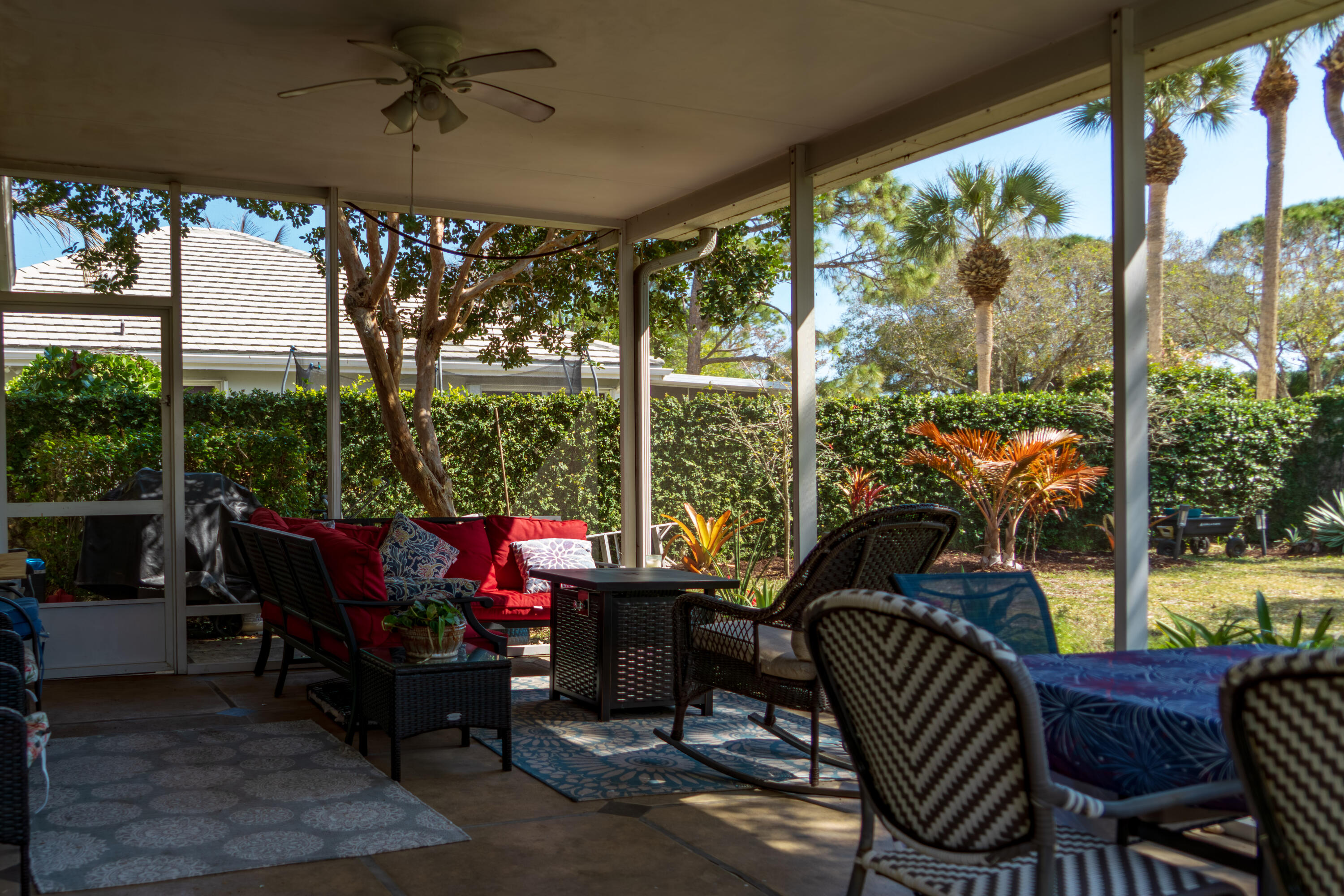 7445 SE Marsh Fern Lane