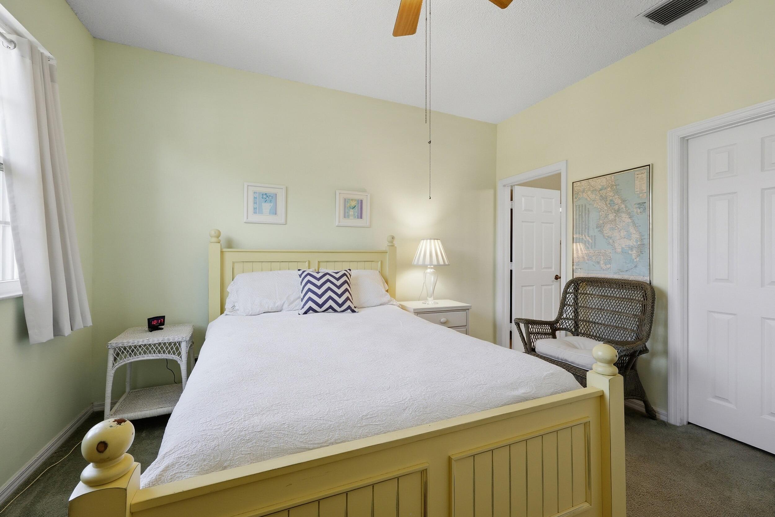 114 Lighthouse Cir, J