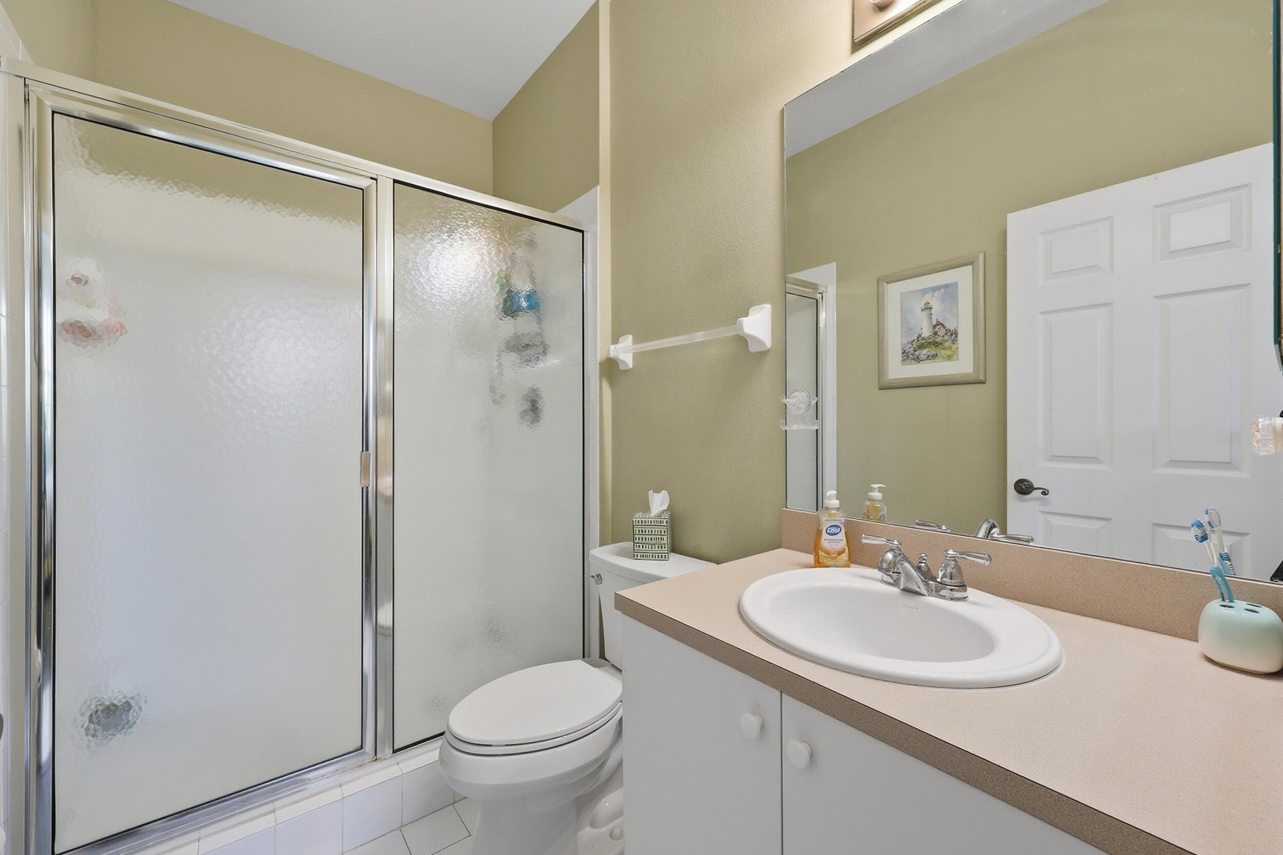 114 Lighthouse Cir, J