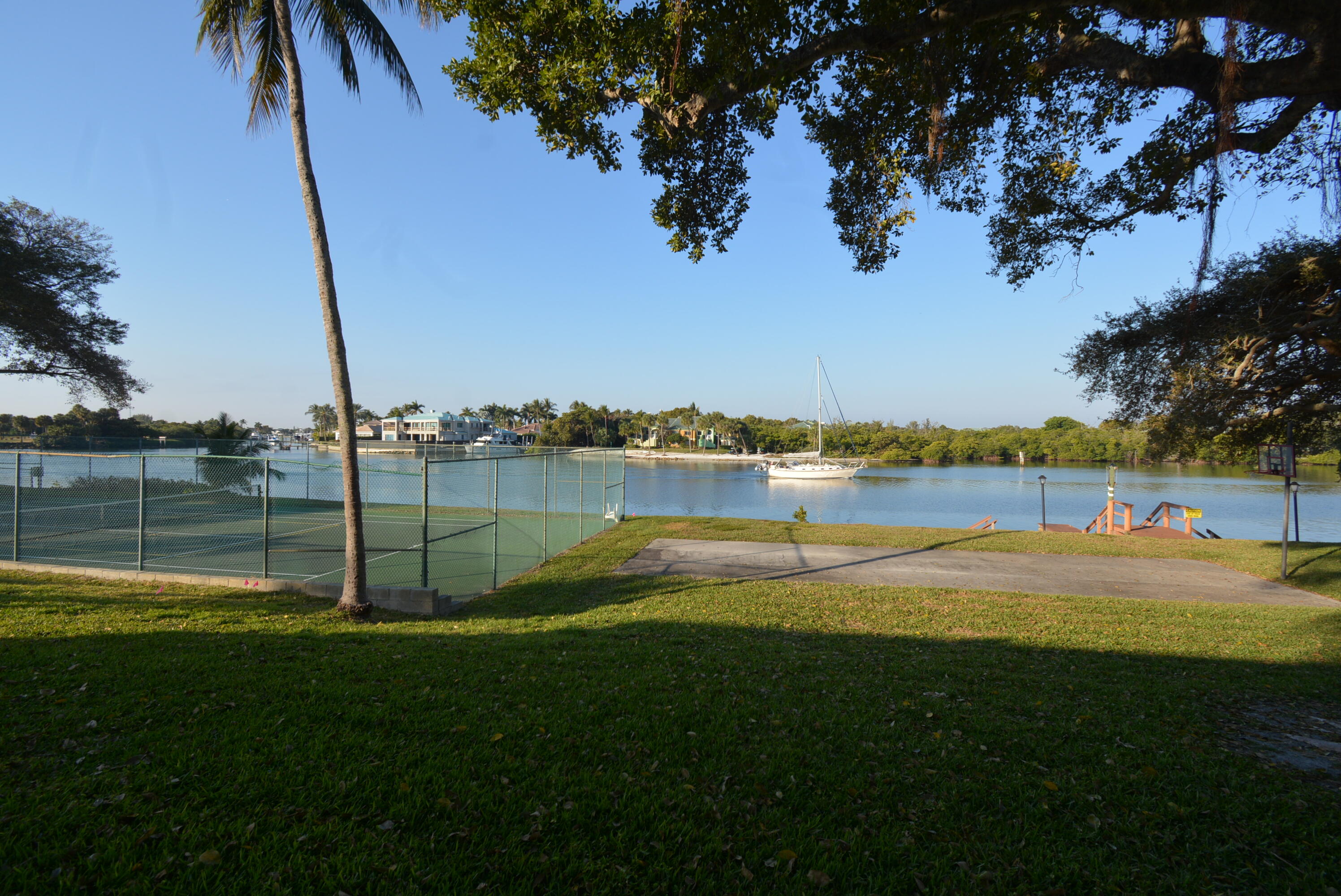 390 Golfview Road A