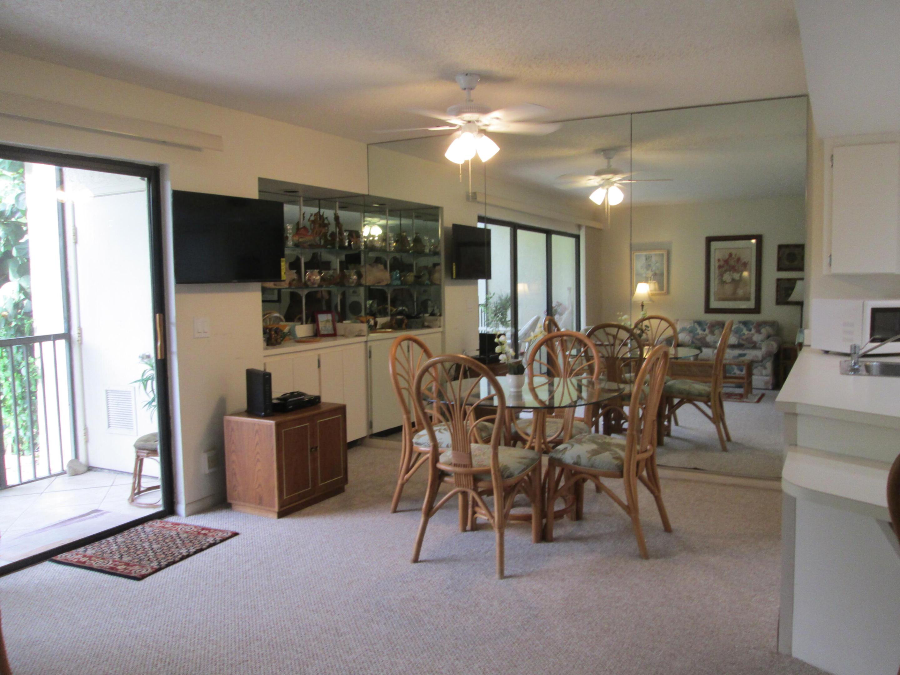 1605 S Us Highway 1 F102