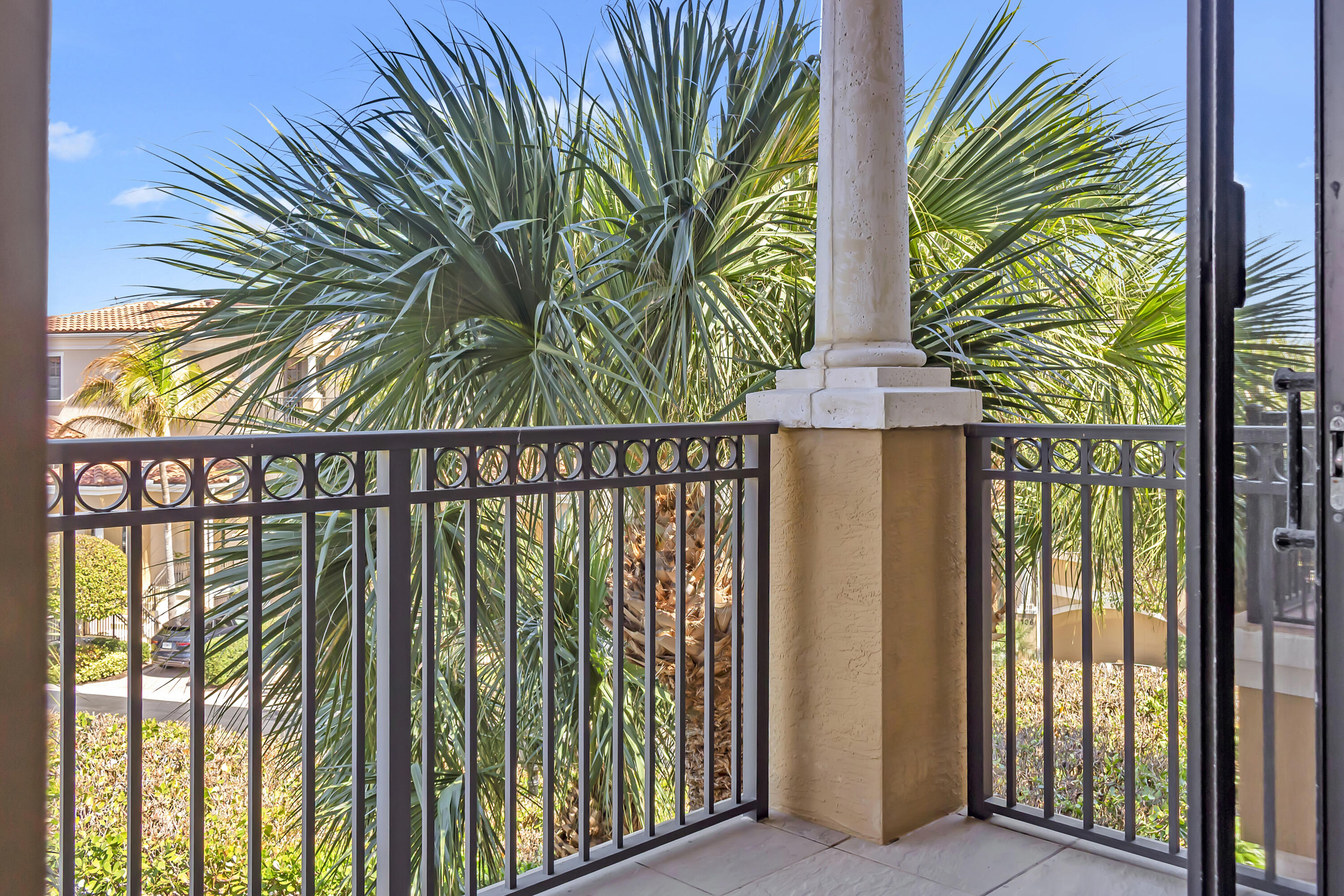 504 Del Sol Circle