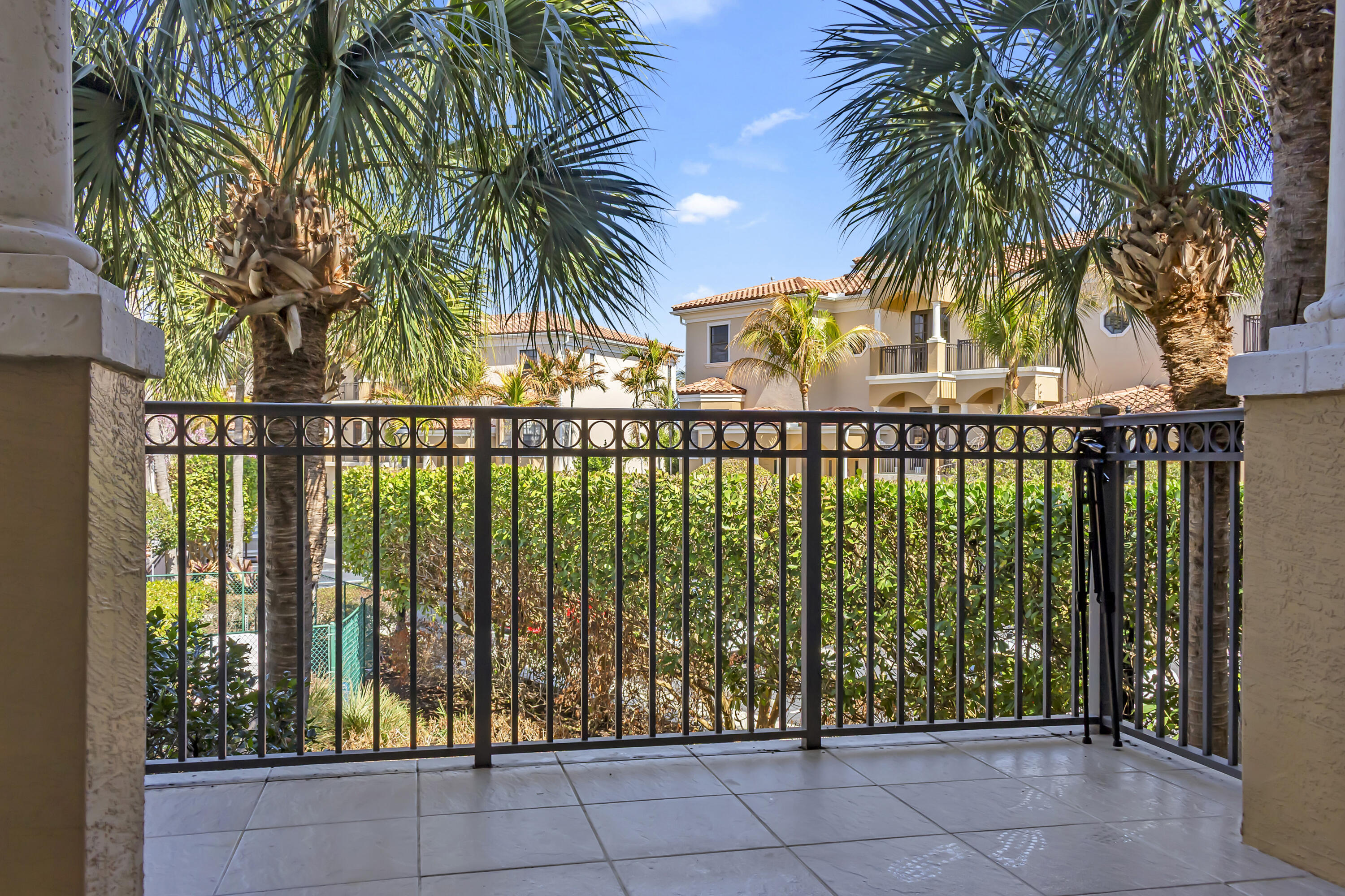 504 Del Sol Circle