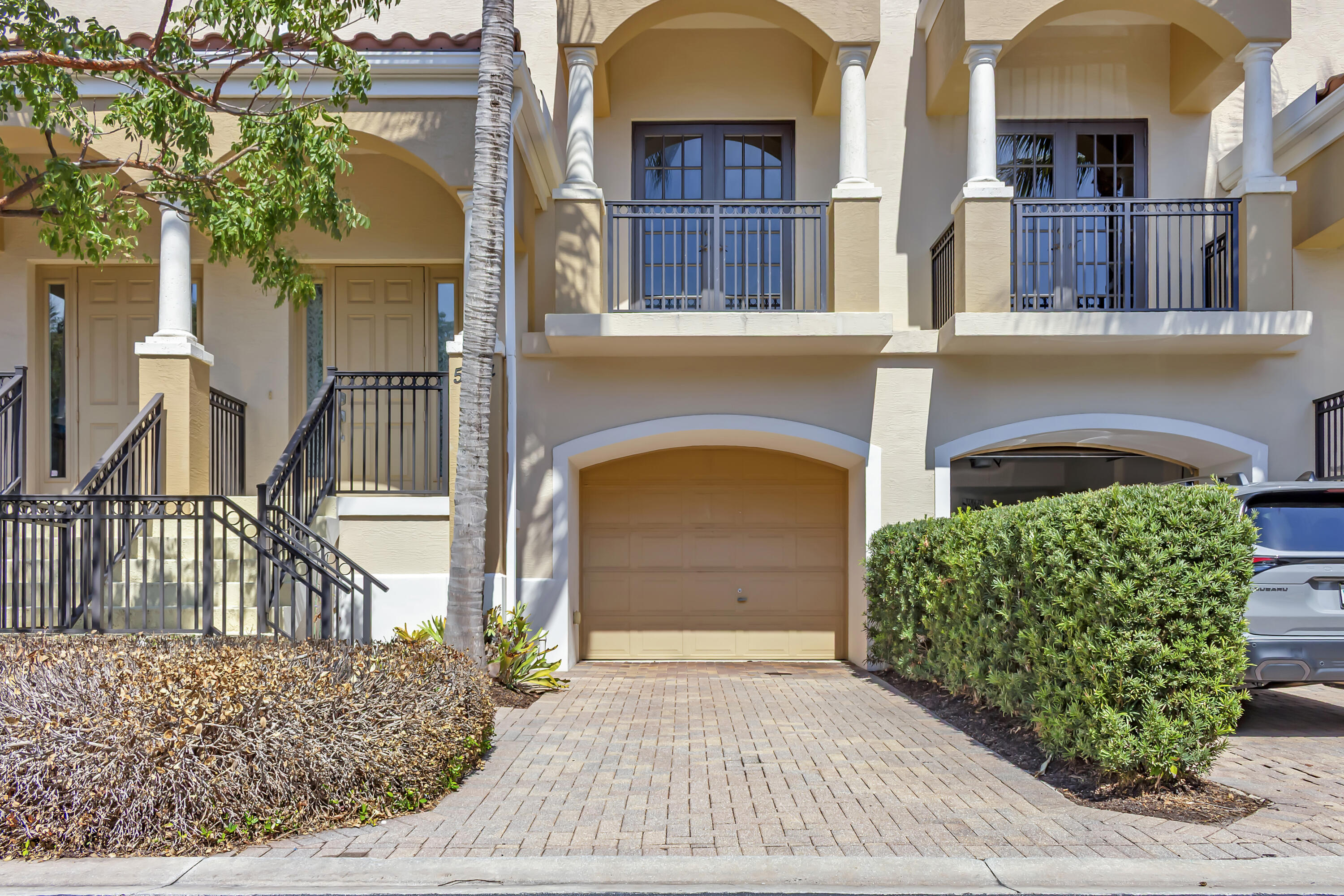 504 Del Sol Circle
