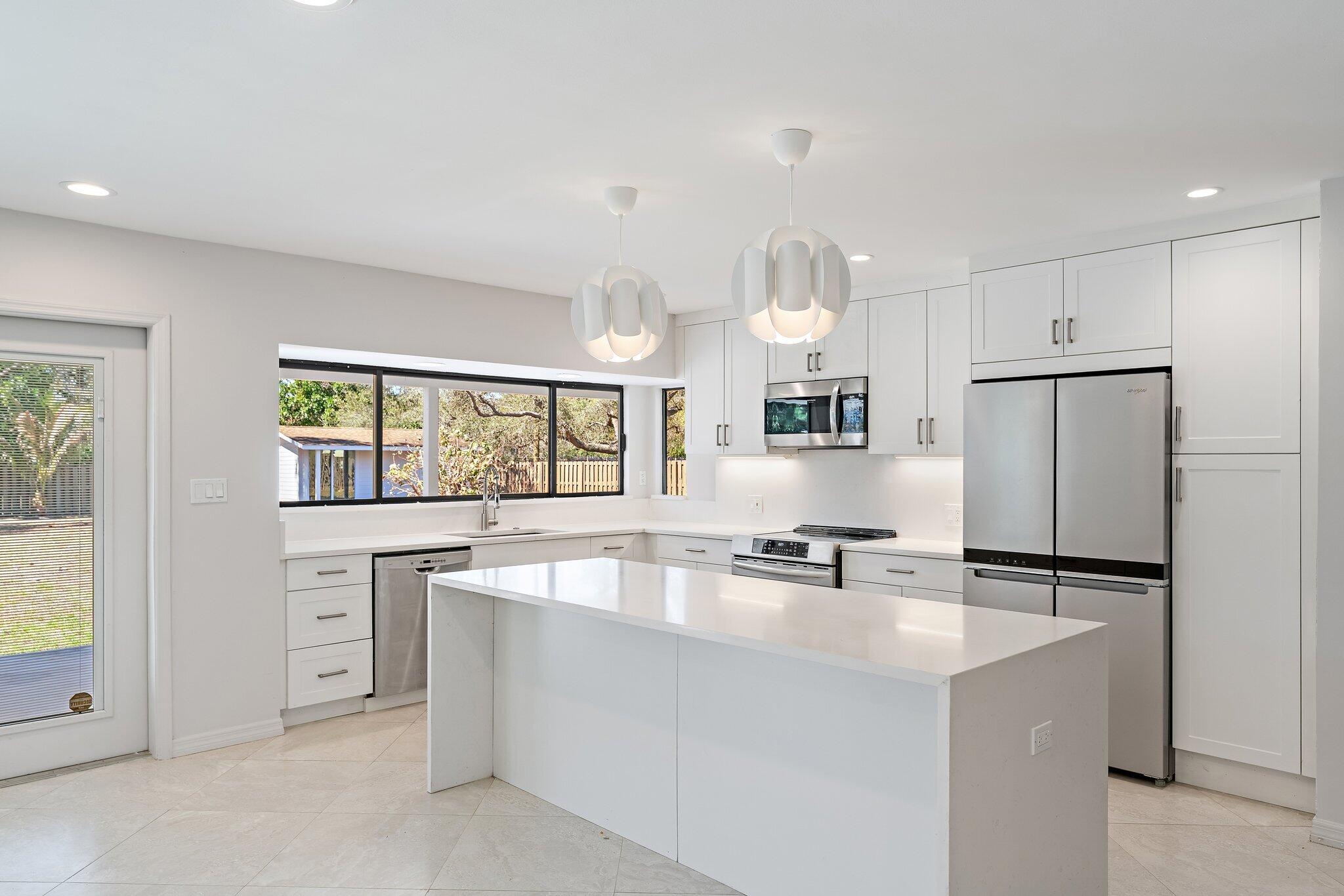 5883 Set N Sun Place