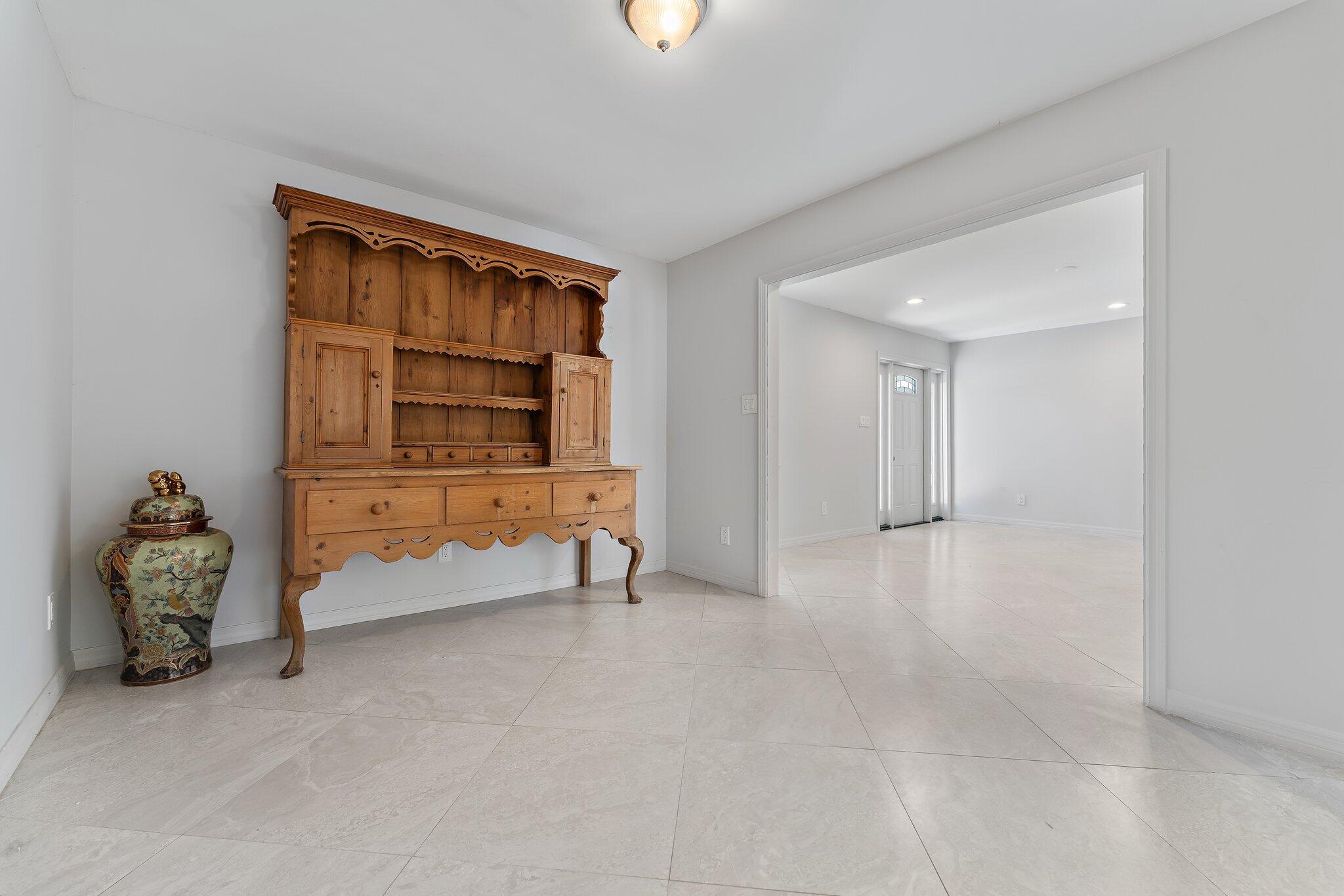 5883 Set N Sun Place