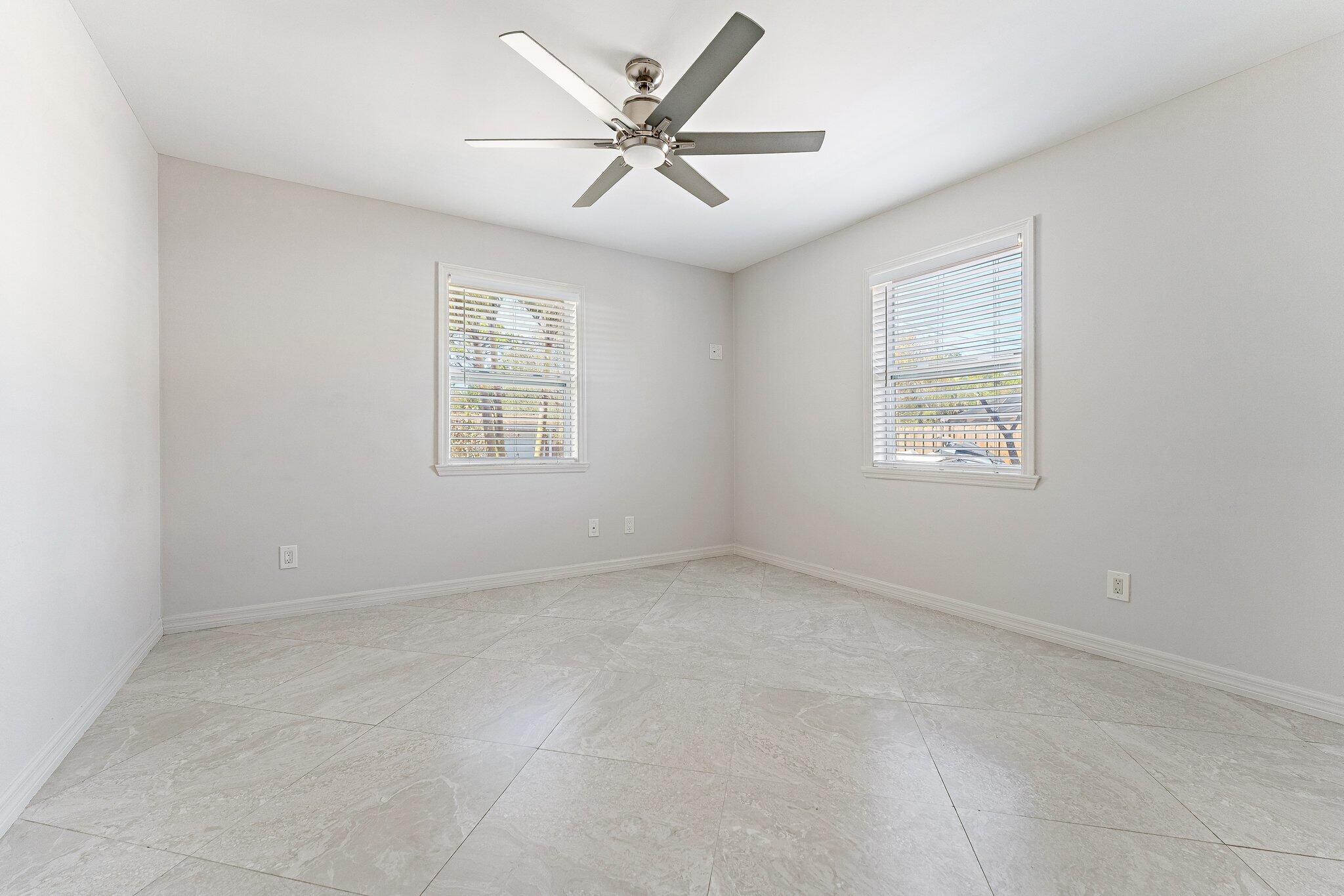 5883 Set N Sun Place