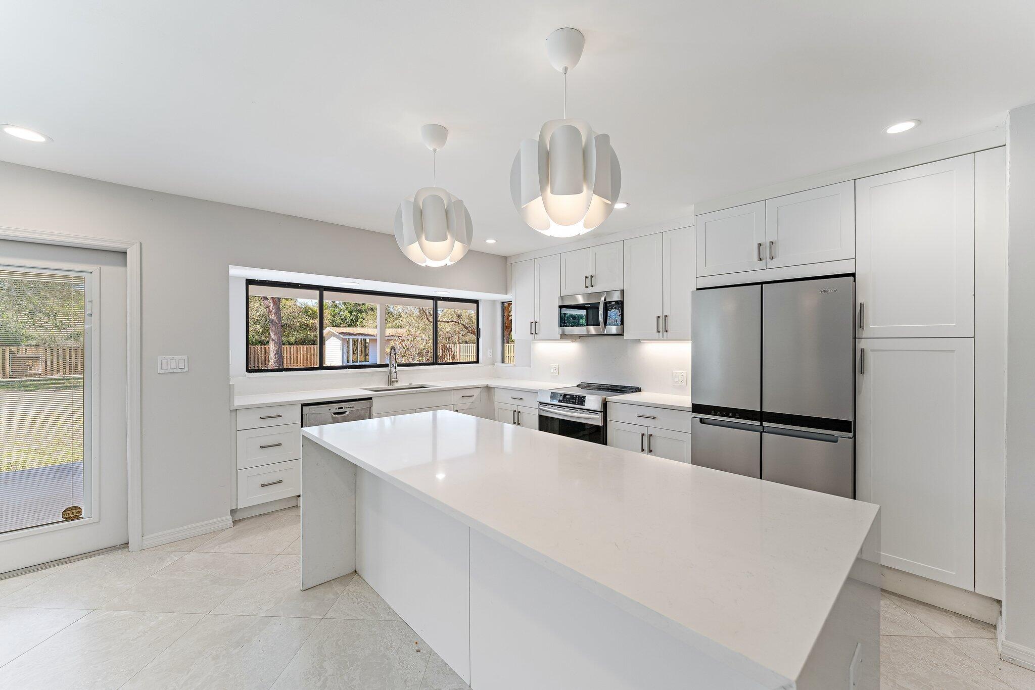 5883 Set N Sun Place