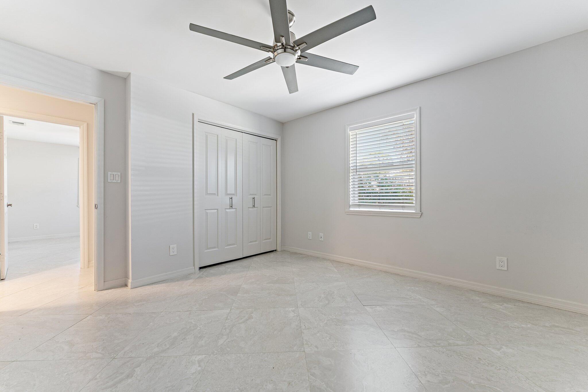 5883 Set N Sun Place