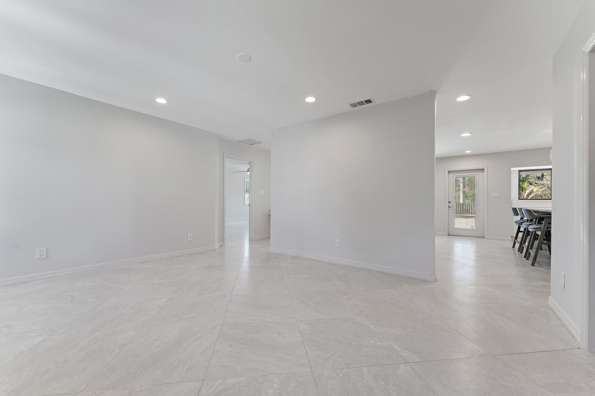 5883 Set N Sun Place