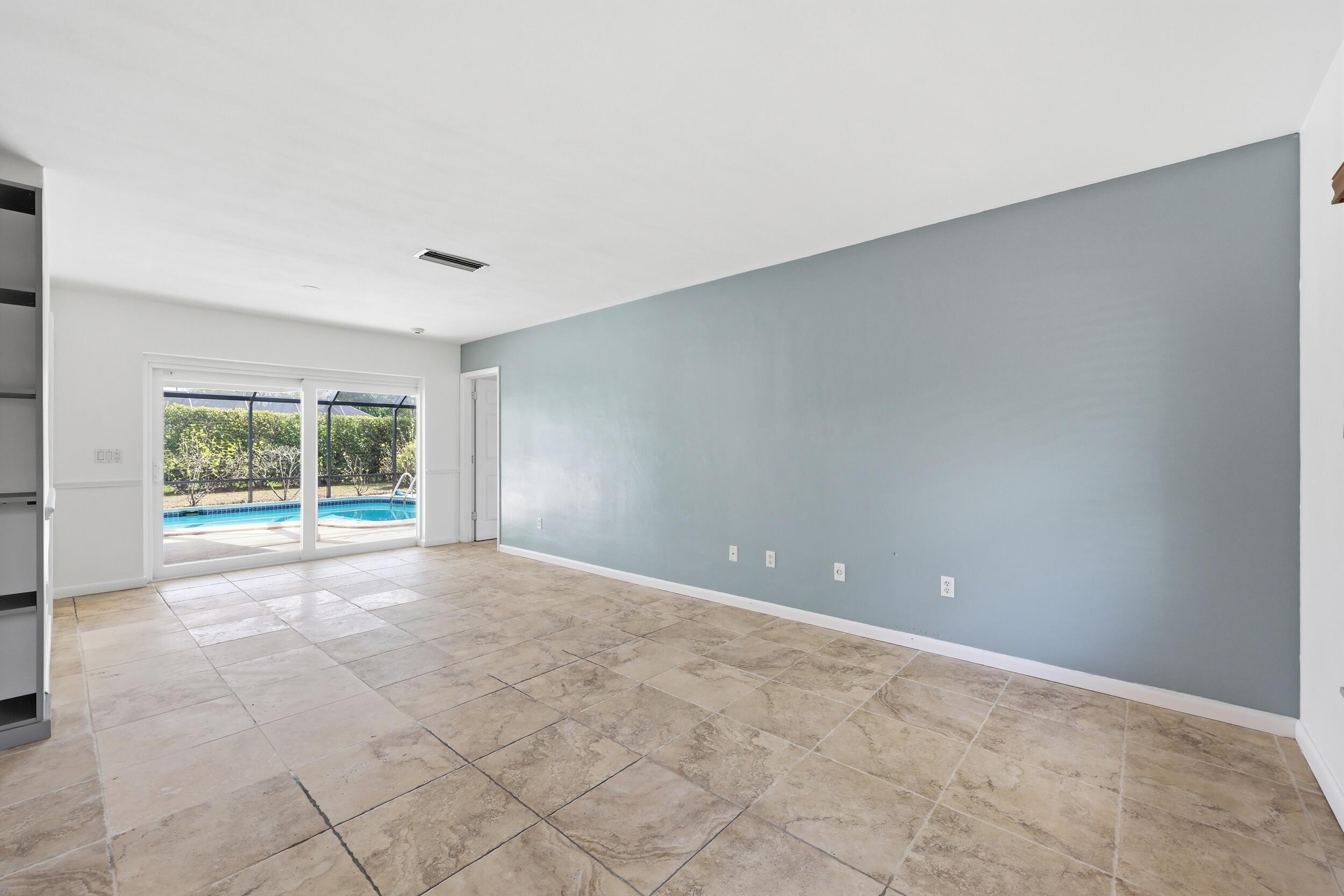 9696 Honeysuckle Avenue