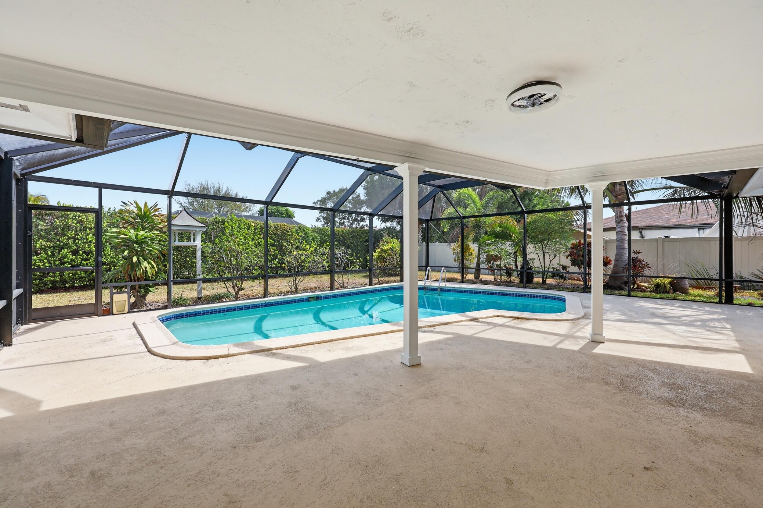 9696 Honeysuckle Avenue