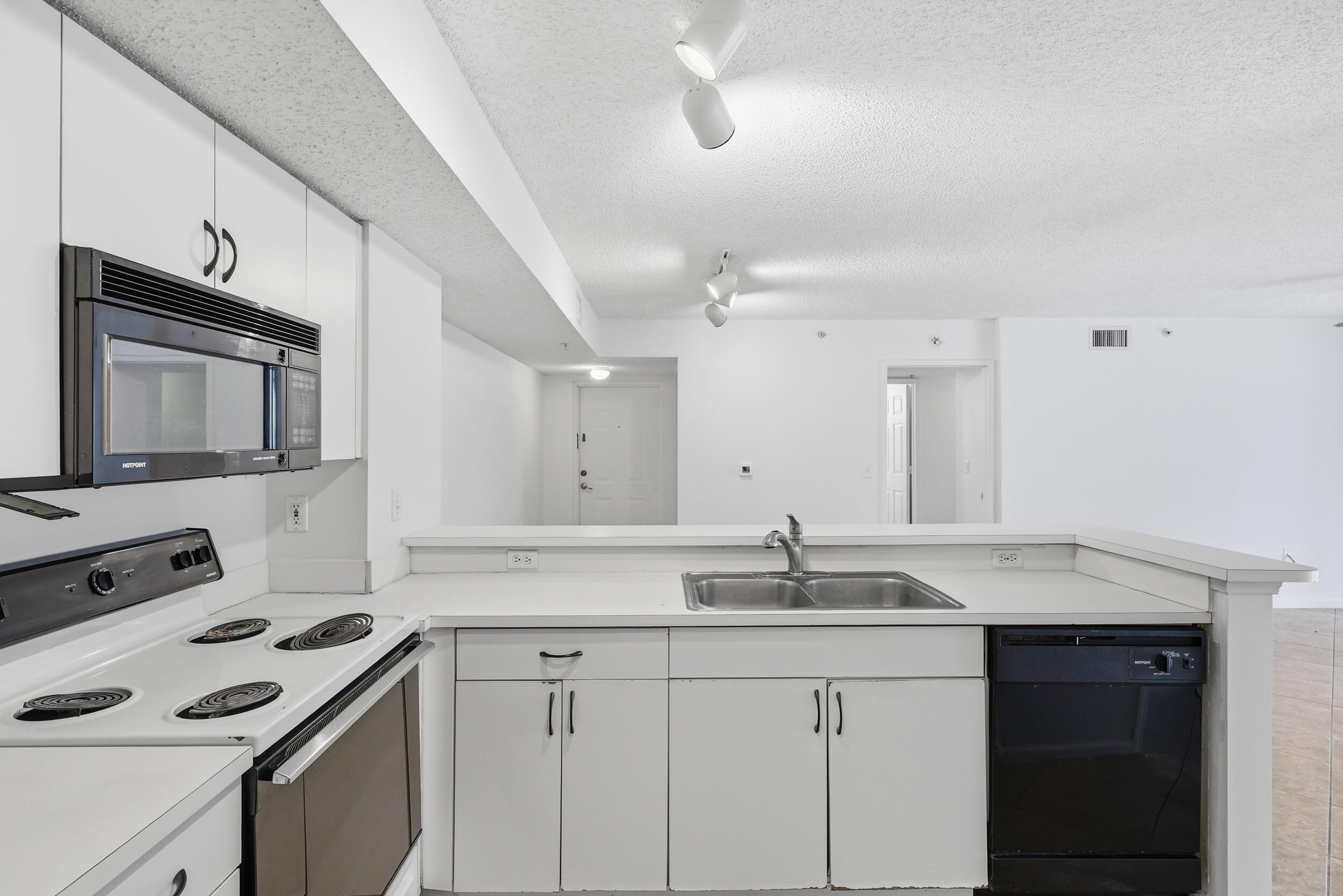 278 Village Boulevard 8106