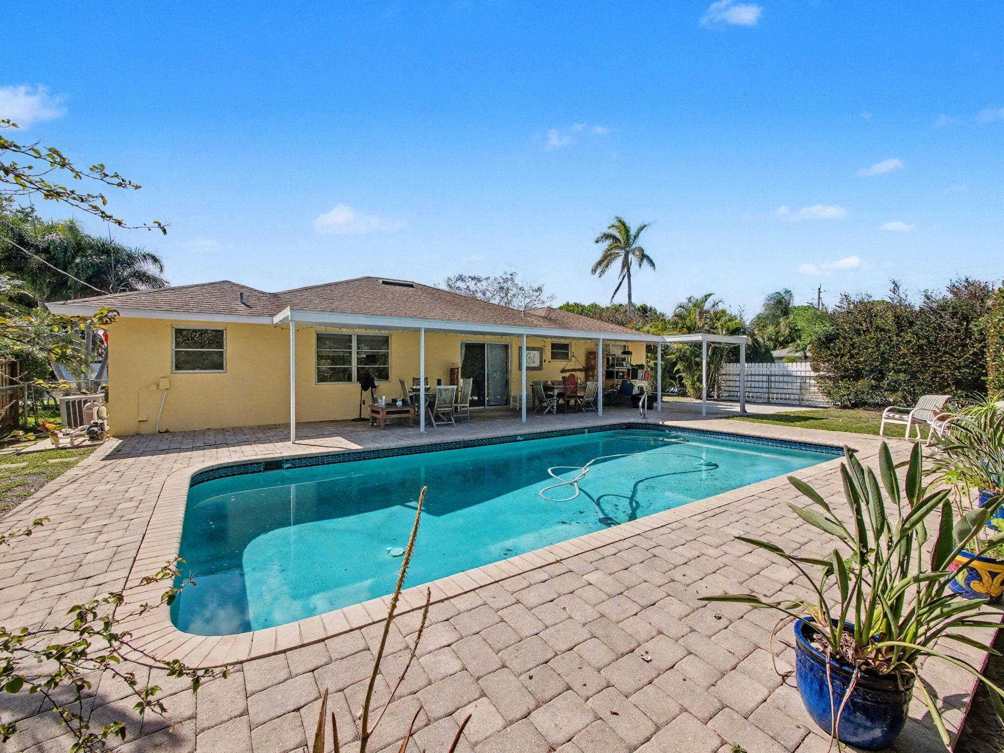 394 Evergreen Avenue