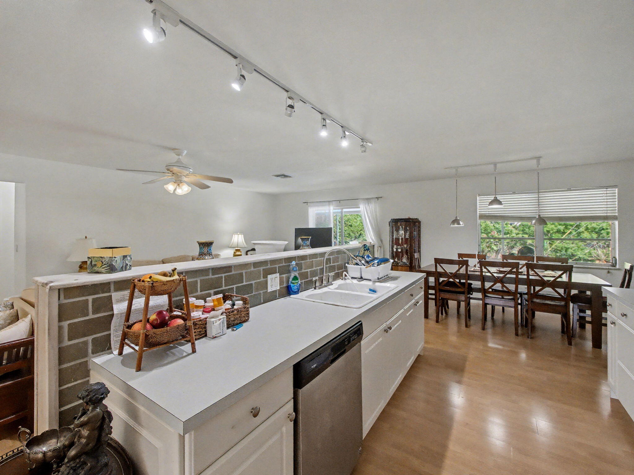 394 Evergreen Avenue