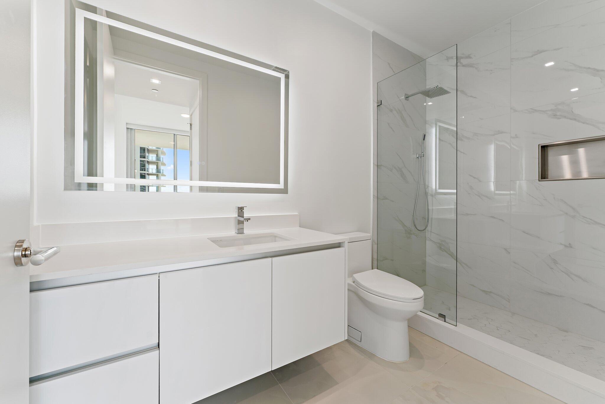 220 Lake Shore Drive 1219