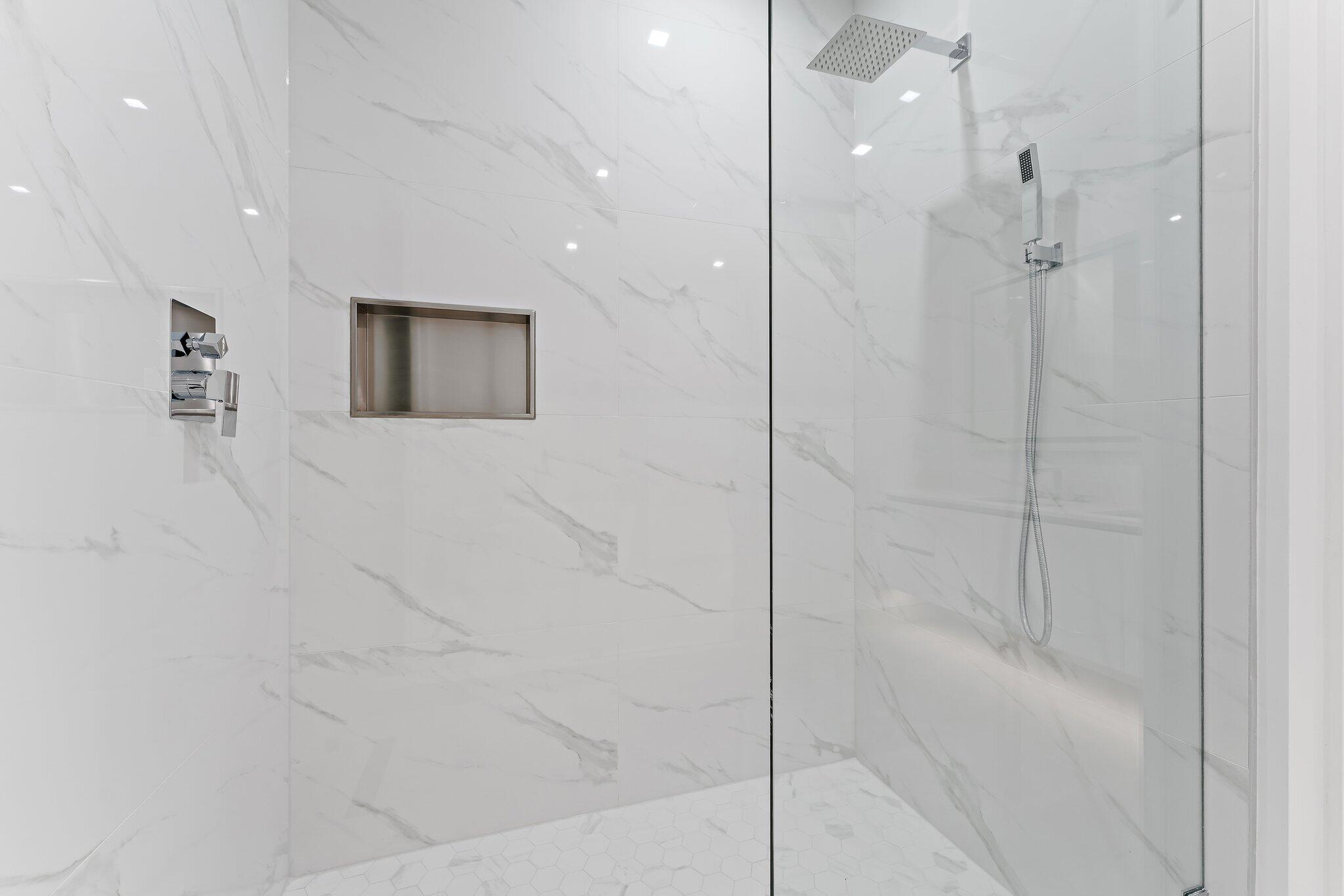 220 Lake Shore Drive 1219