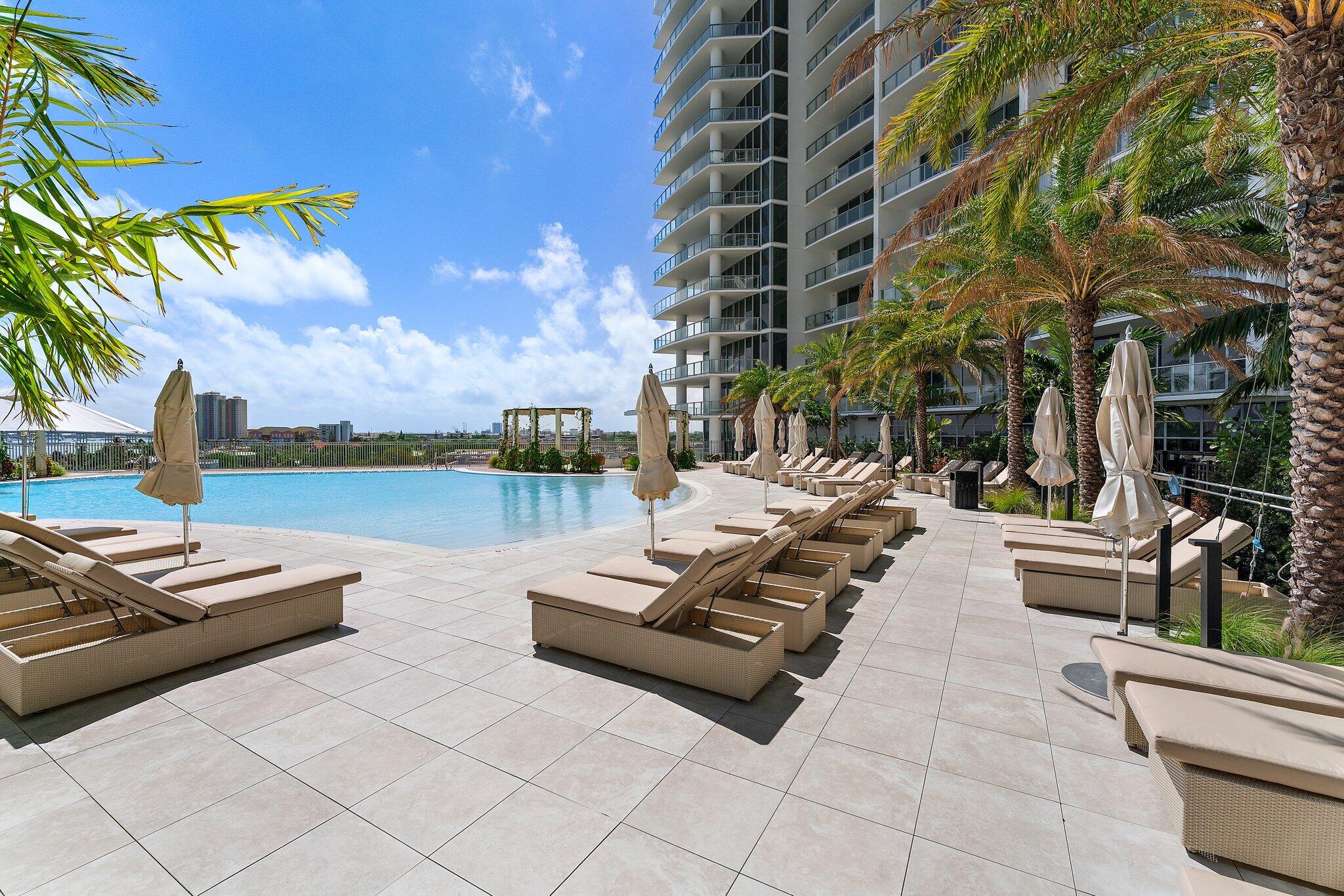 220 Lake Shore Drive 1219