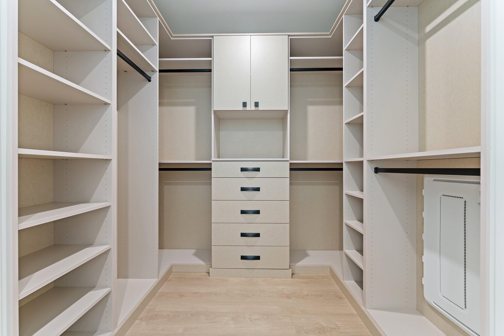 220 Lake Shore Drive 1219