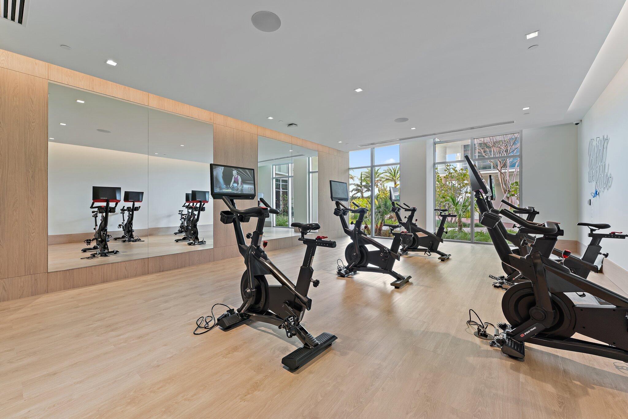 220 Lake Shore Drive 1219