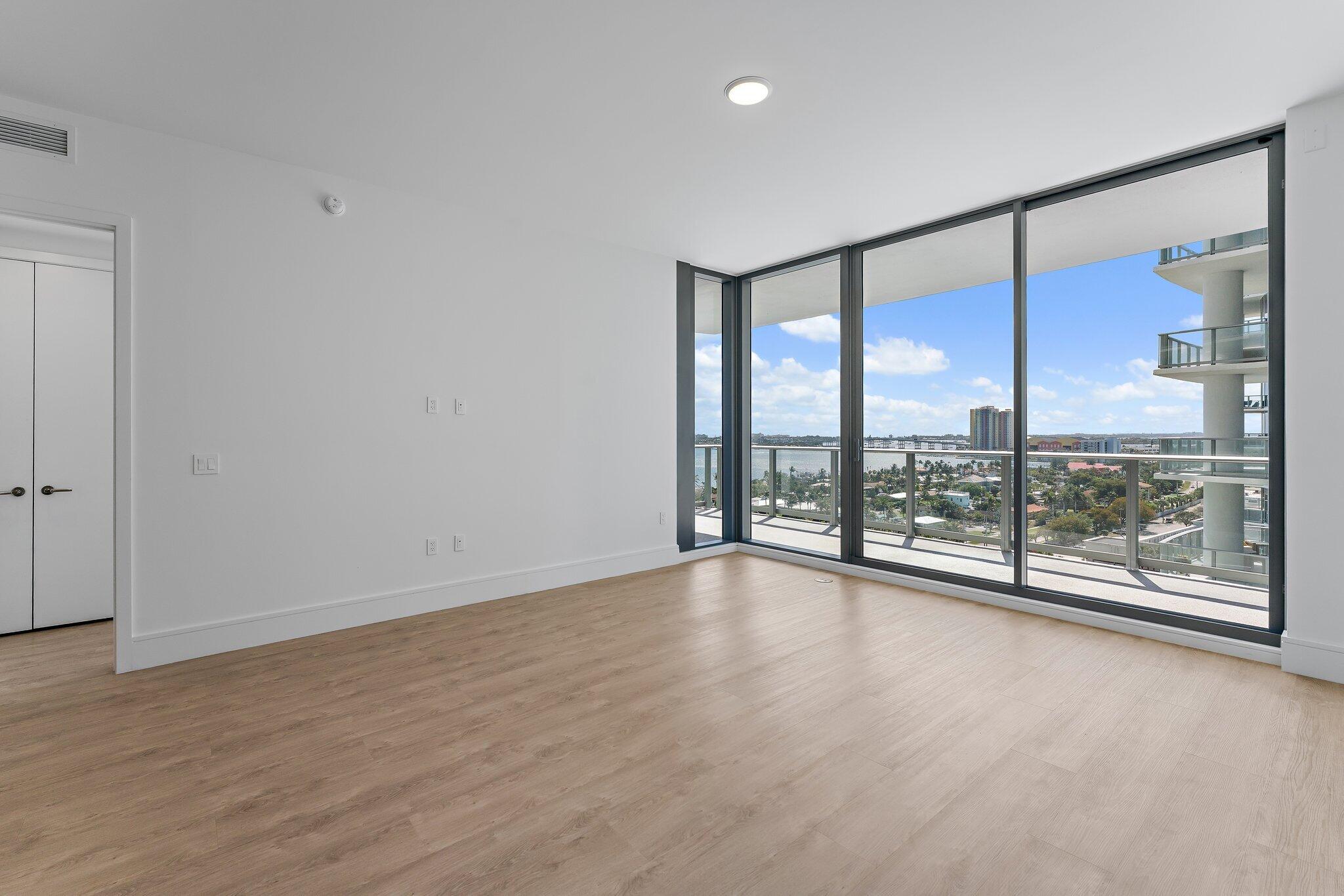 220 Lake Shore Drive 1219