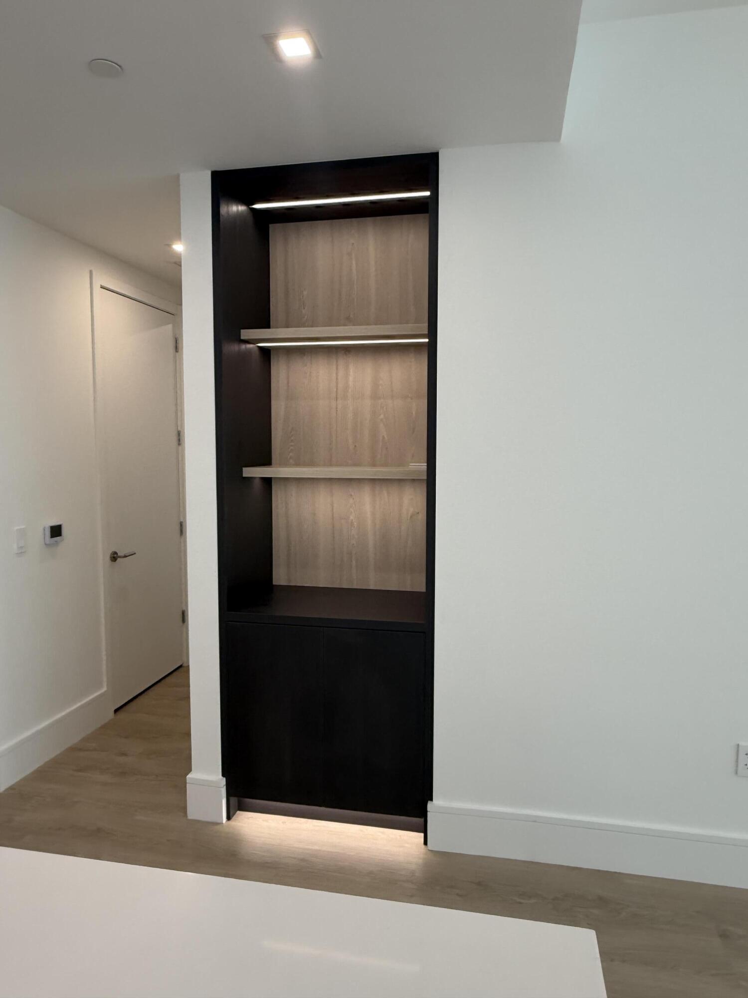 220 Lake Shore Drive 1219