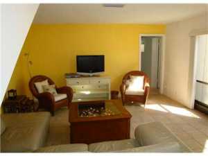 1605 S US HIGHWAY 1 11G