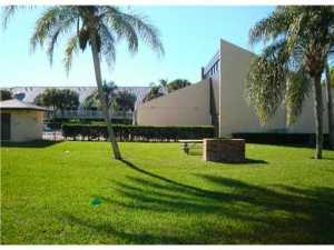 1605 S US HIGHWAY 1 11G