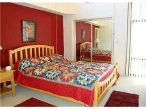 1605 S US HIGHWAY 1 11G