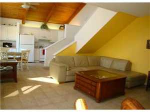 1605 S US HIGHWAY 1 11G