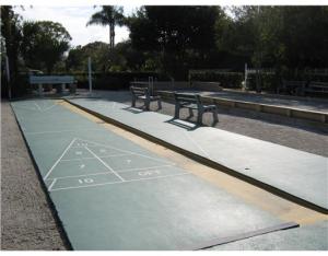 18081 SE COUNTRY CLUB Drive UNIT 45-445