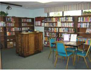 18081 SE COUNTRY CLUB Drive UNIT 45-445