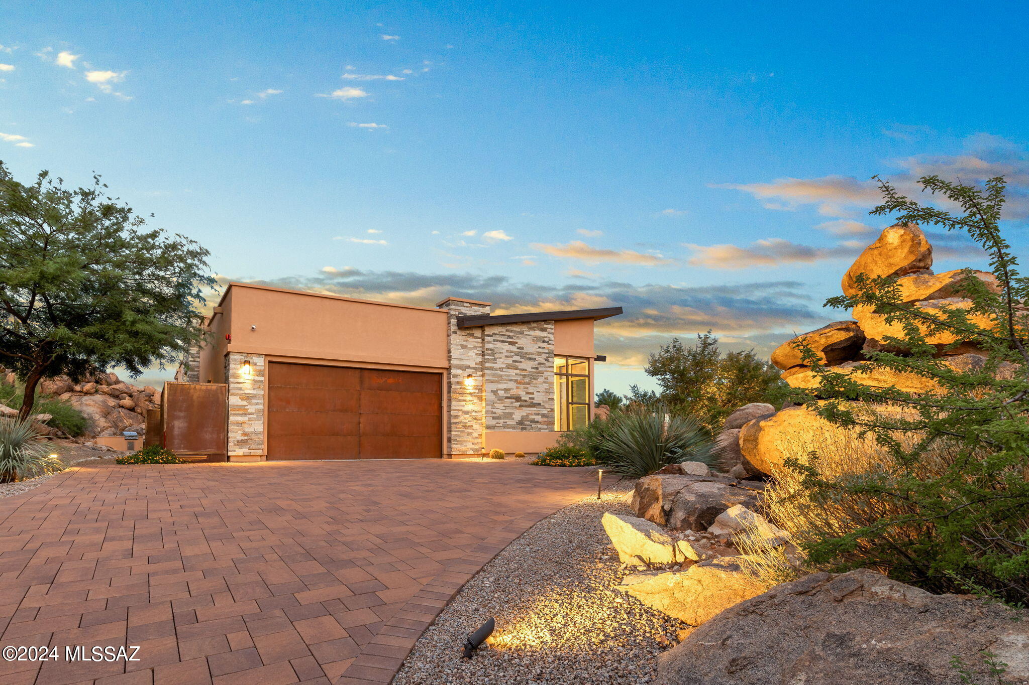 14230 N Stone View Place