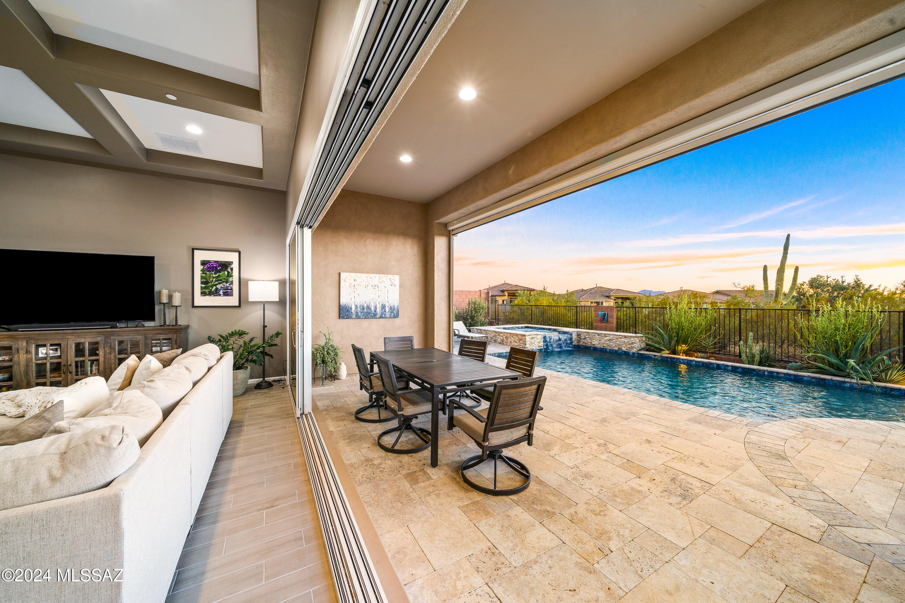 14249 N Silverleaf Lane