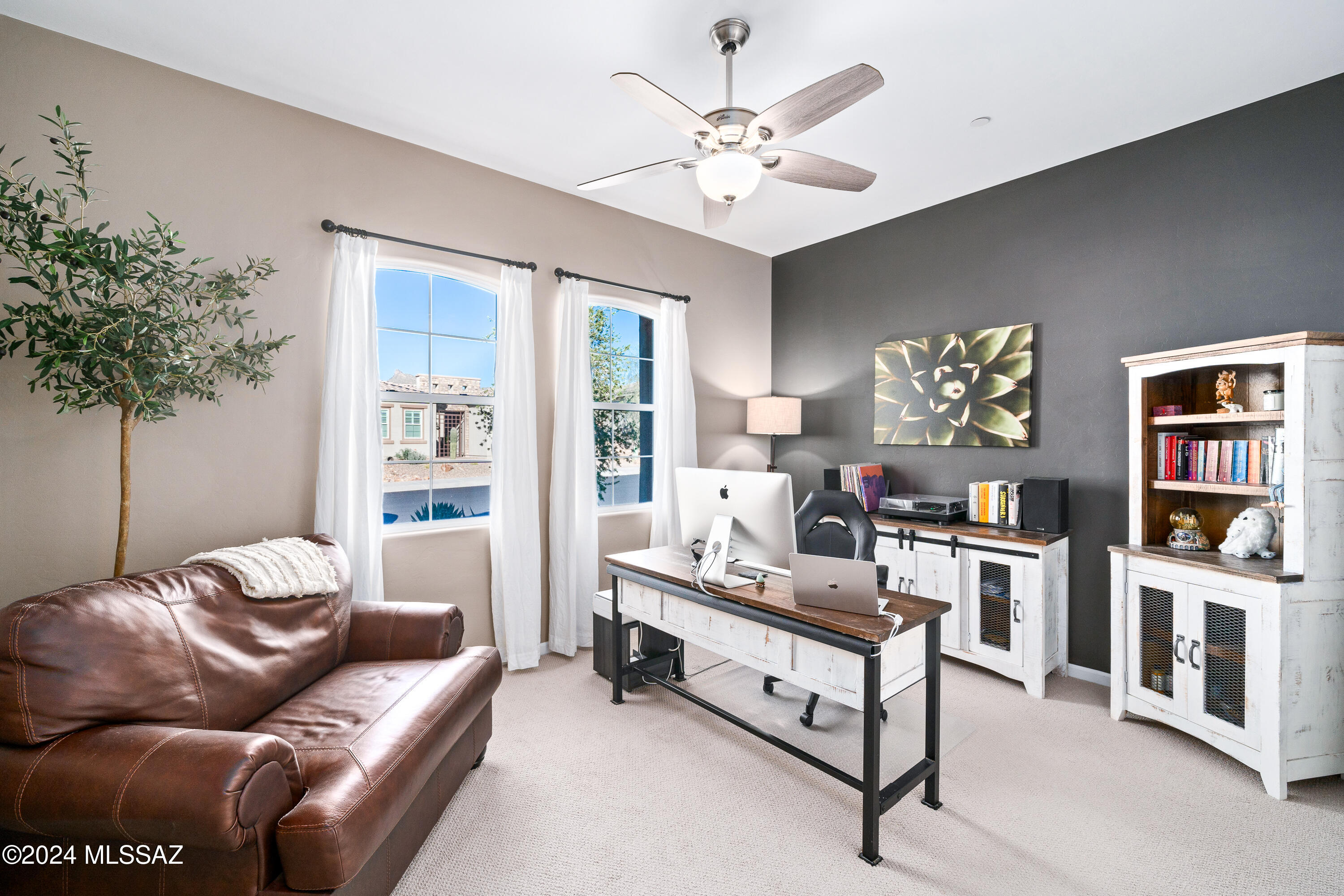 14249 N Silverleaf Lane