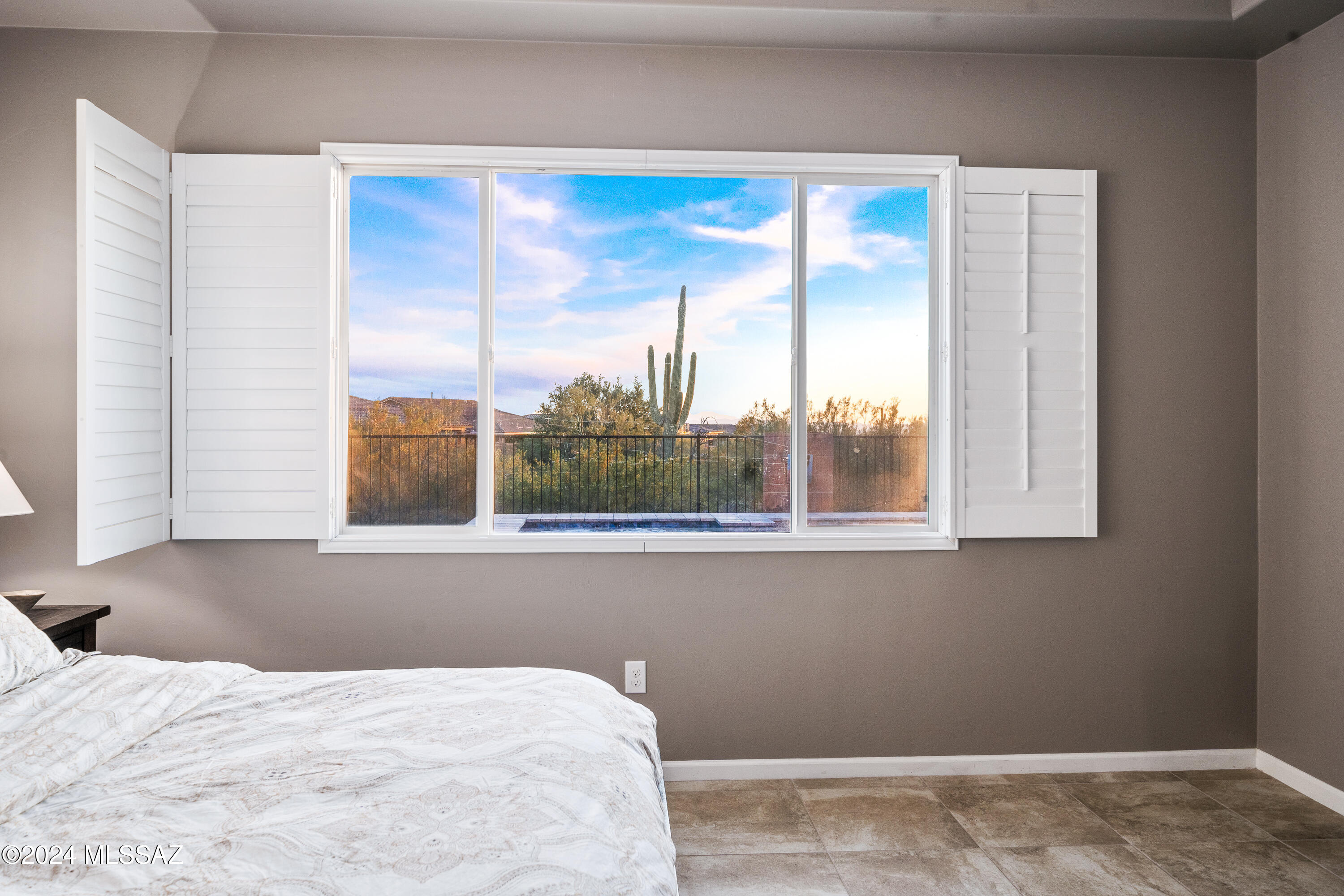 14249 N Silverleaf Lane