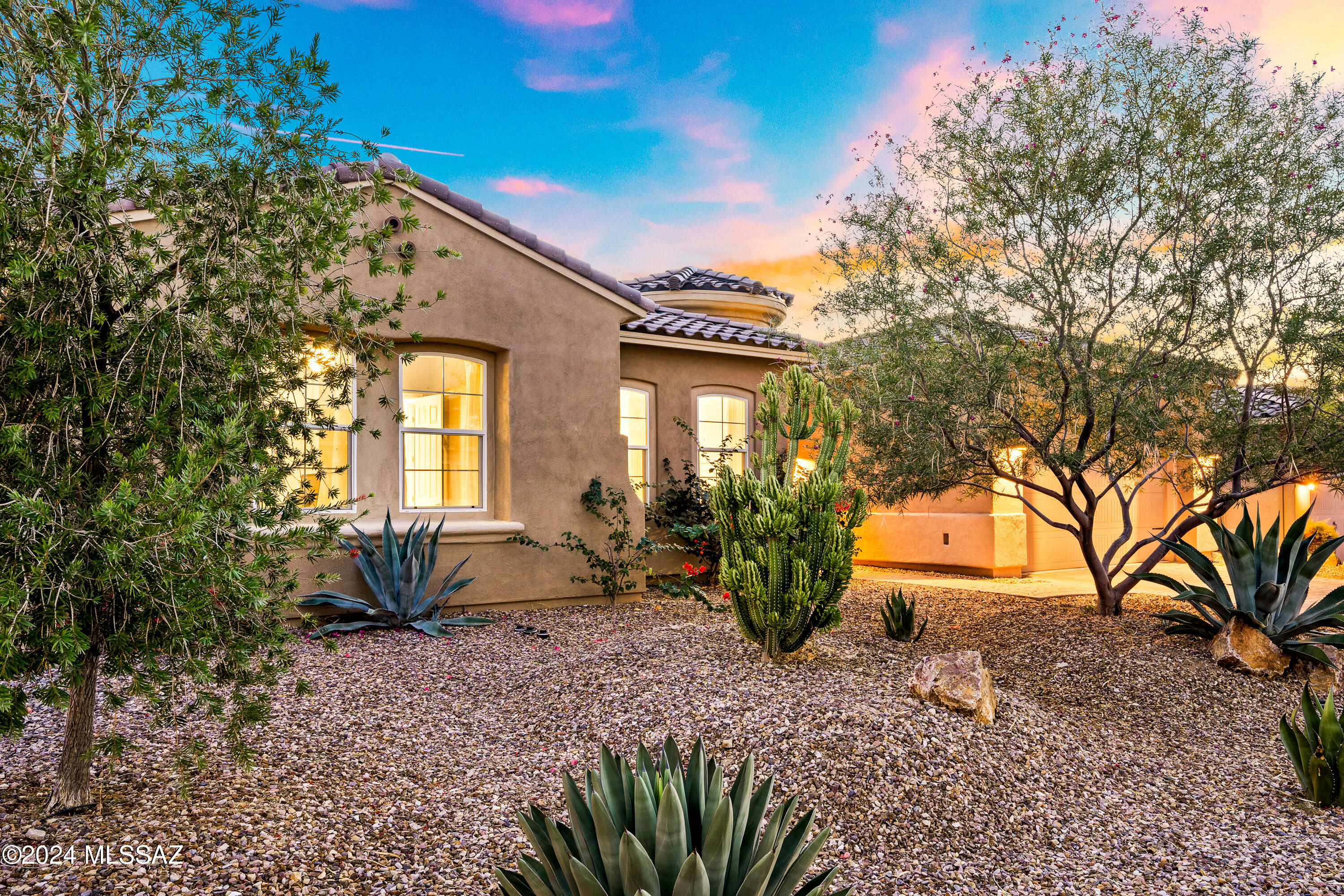 14249 N Silverleaf Lane