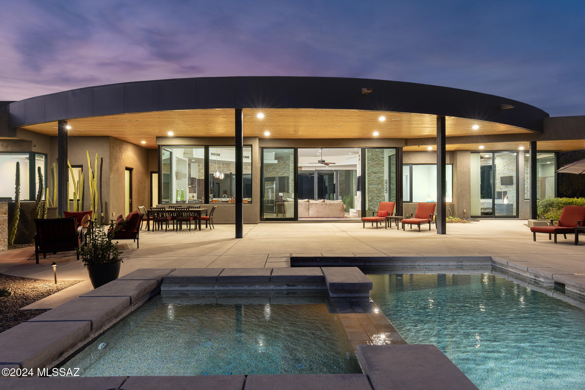 1901 W Mountain Mirage Place