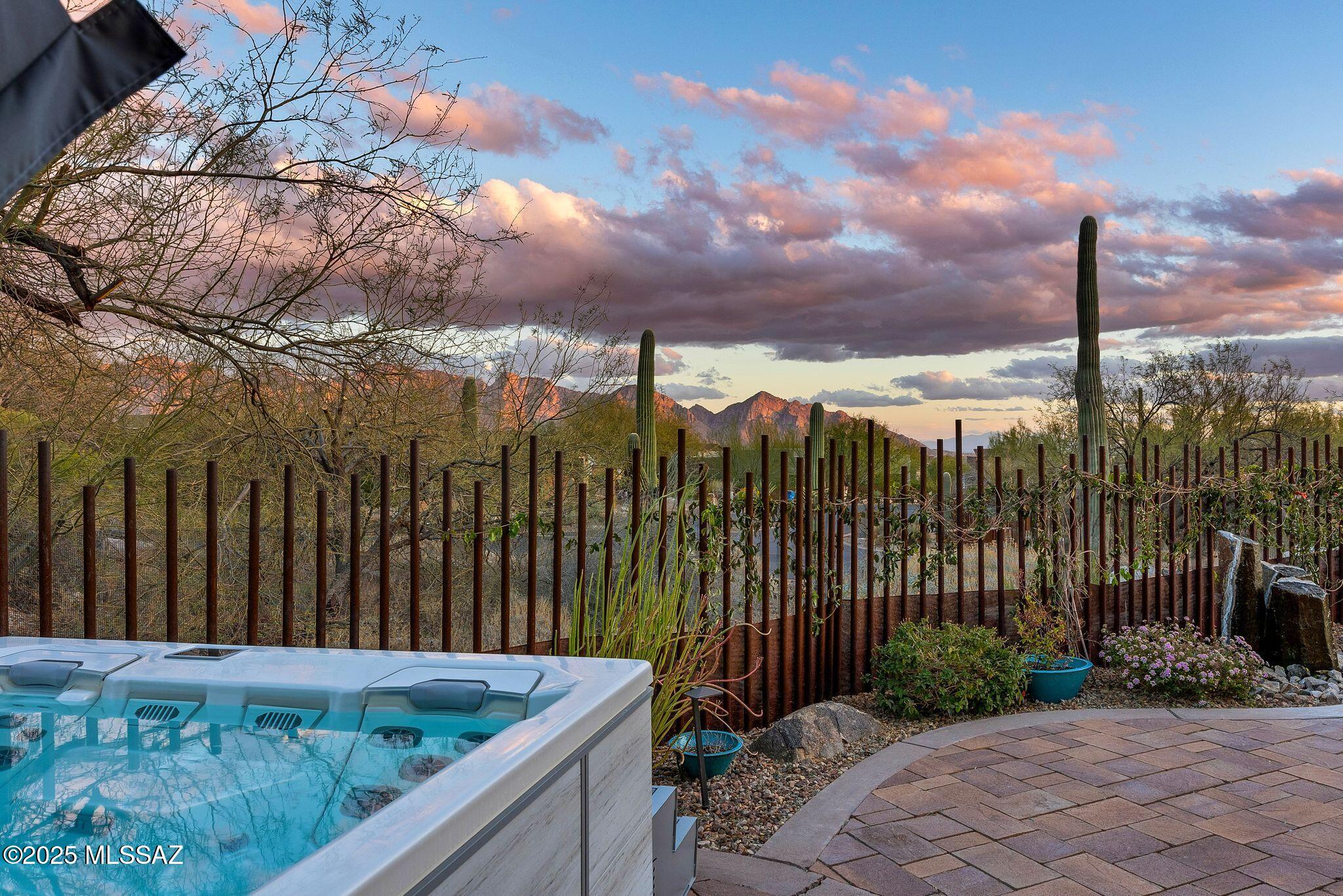 14302 N Mickelson Canyon Court