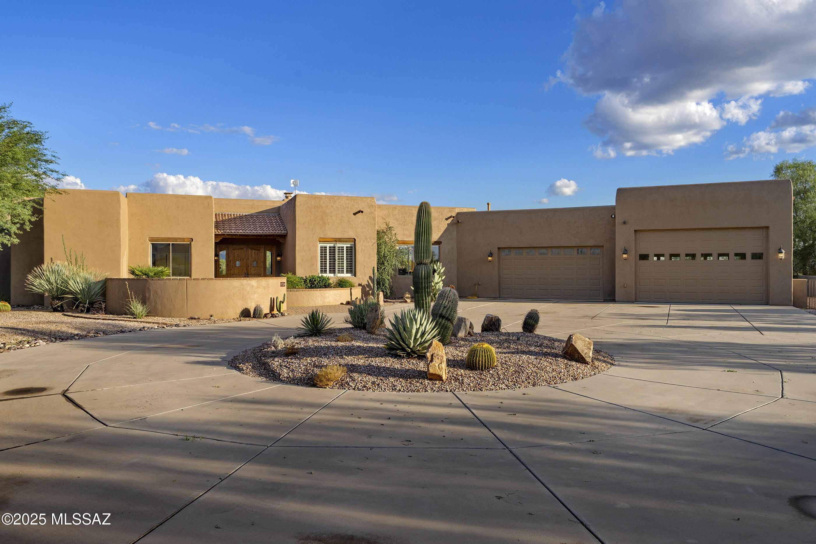 1751 W Sunkist Place