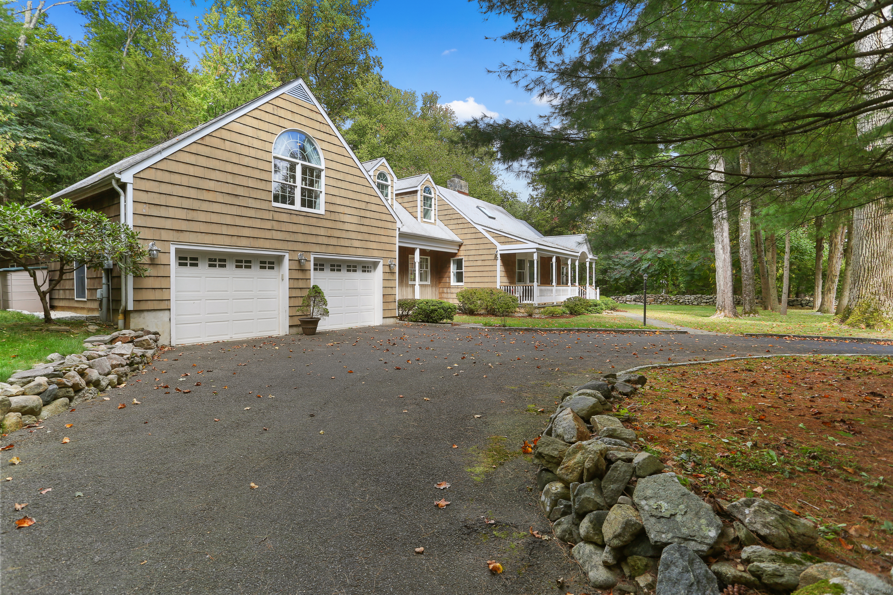 46 Middle Ridge Road