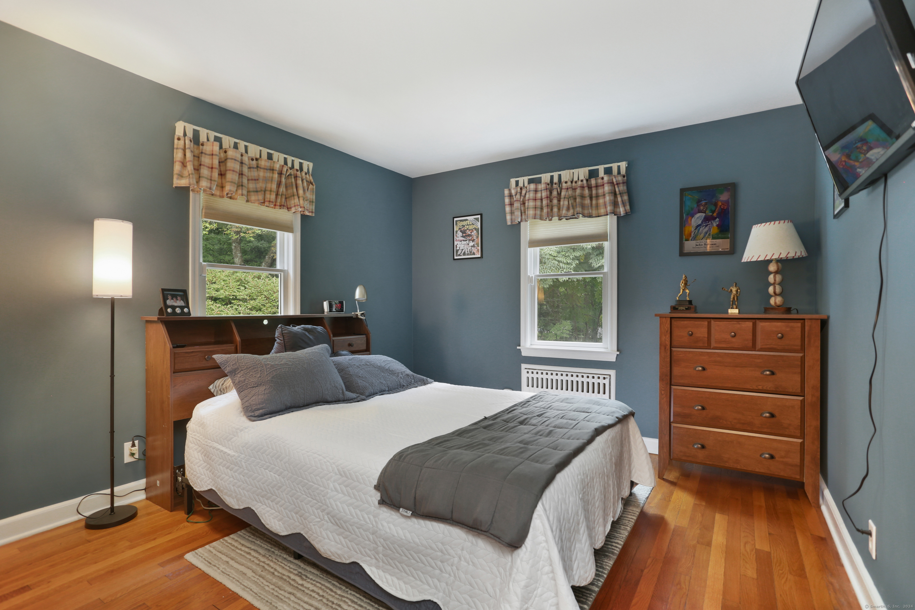 46 Middle Ridge Road