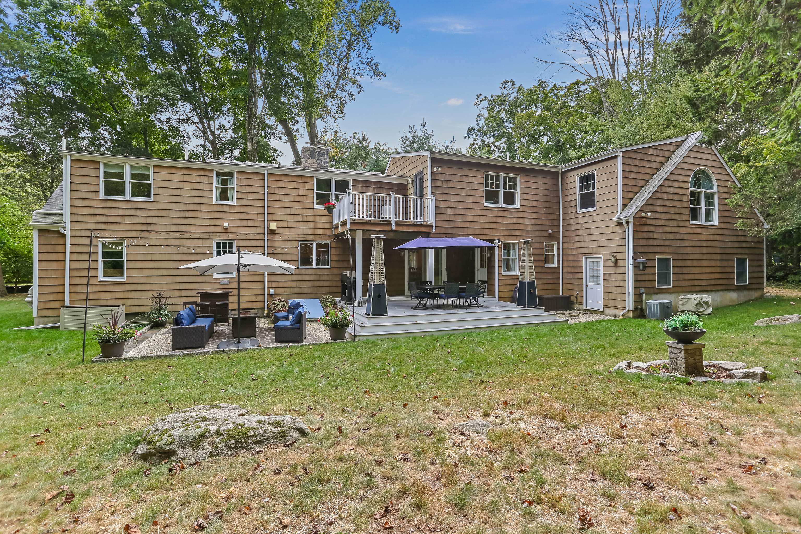 46 Middle Ridge Road