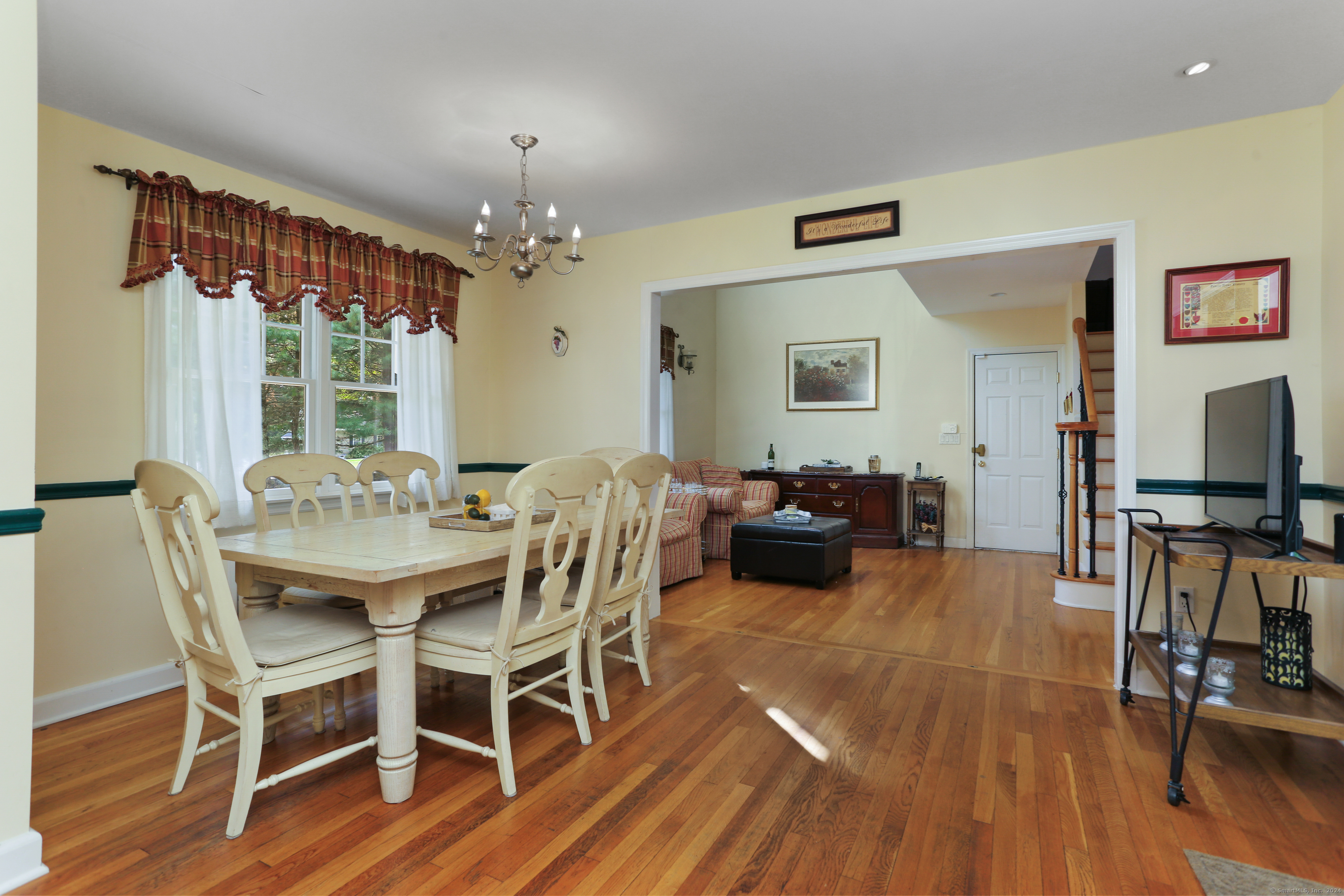 46 Middle Ridge Road