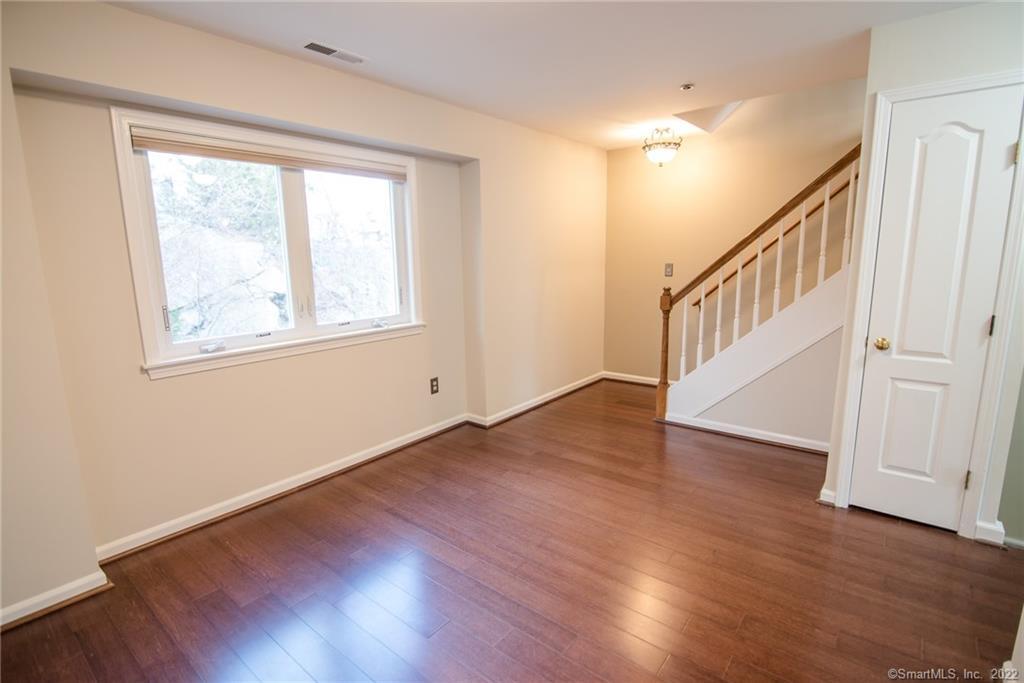 7 Seir Hill Road APT 14
