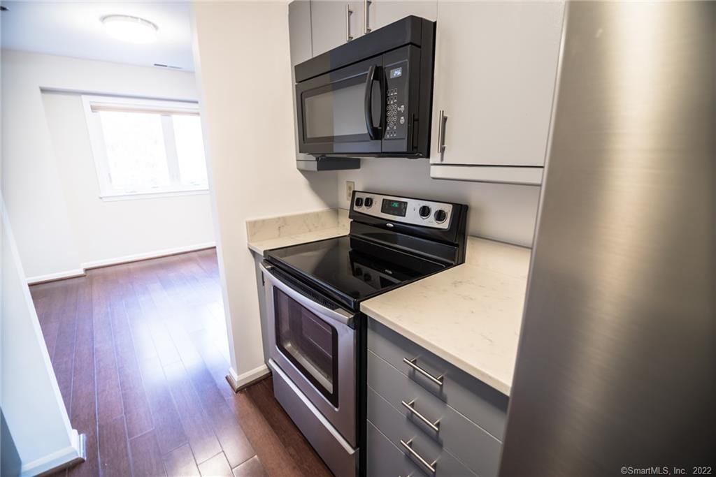 7 Seir Hill Road APT 14